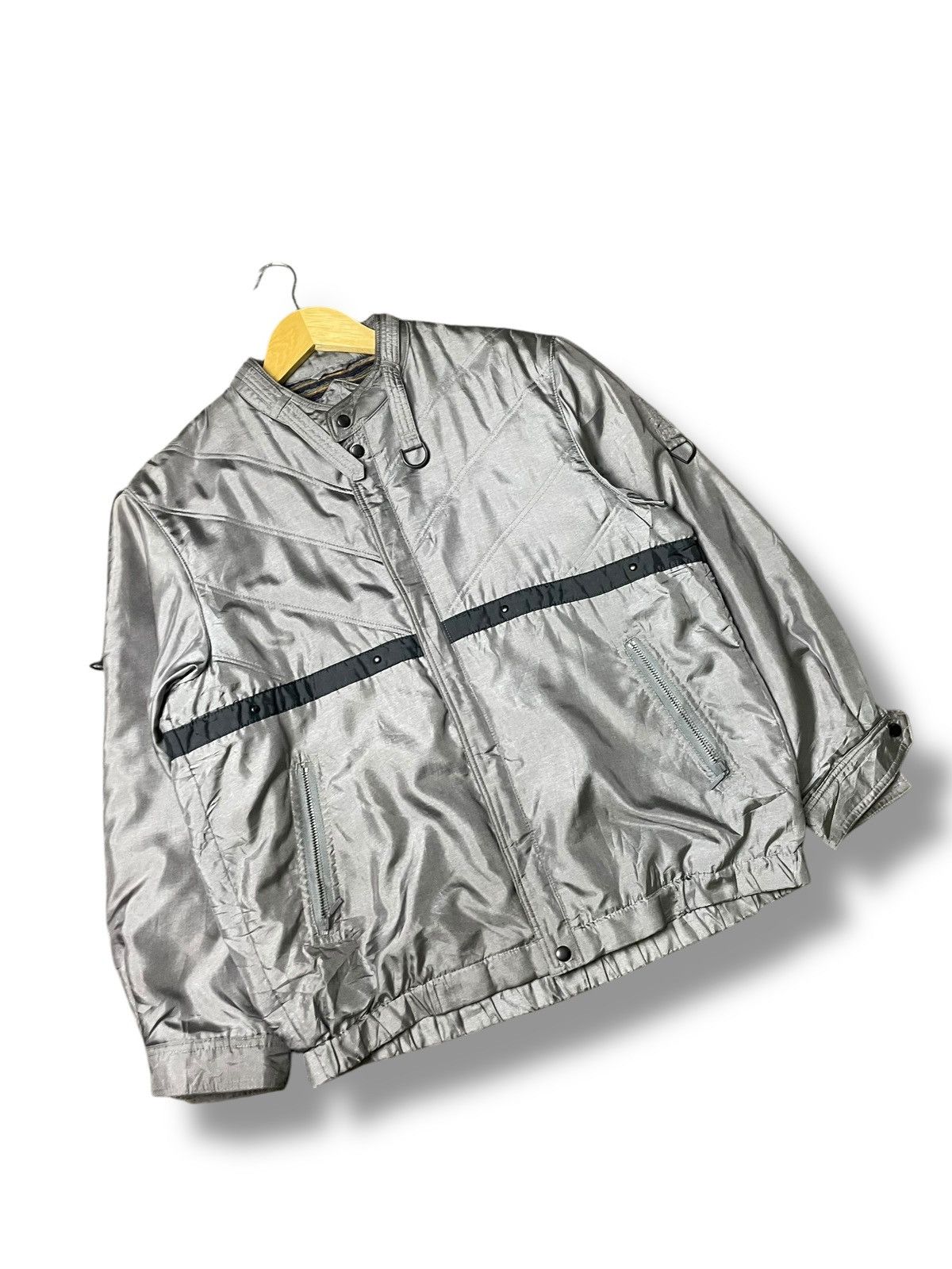 Japanese Brand × Vintage OUTWEAR Fashion Brand Zip Through Jacket (79) Size US M / EU 48-50 / 2 - 4 Thumbnail