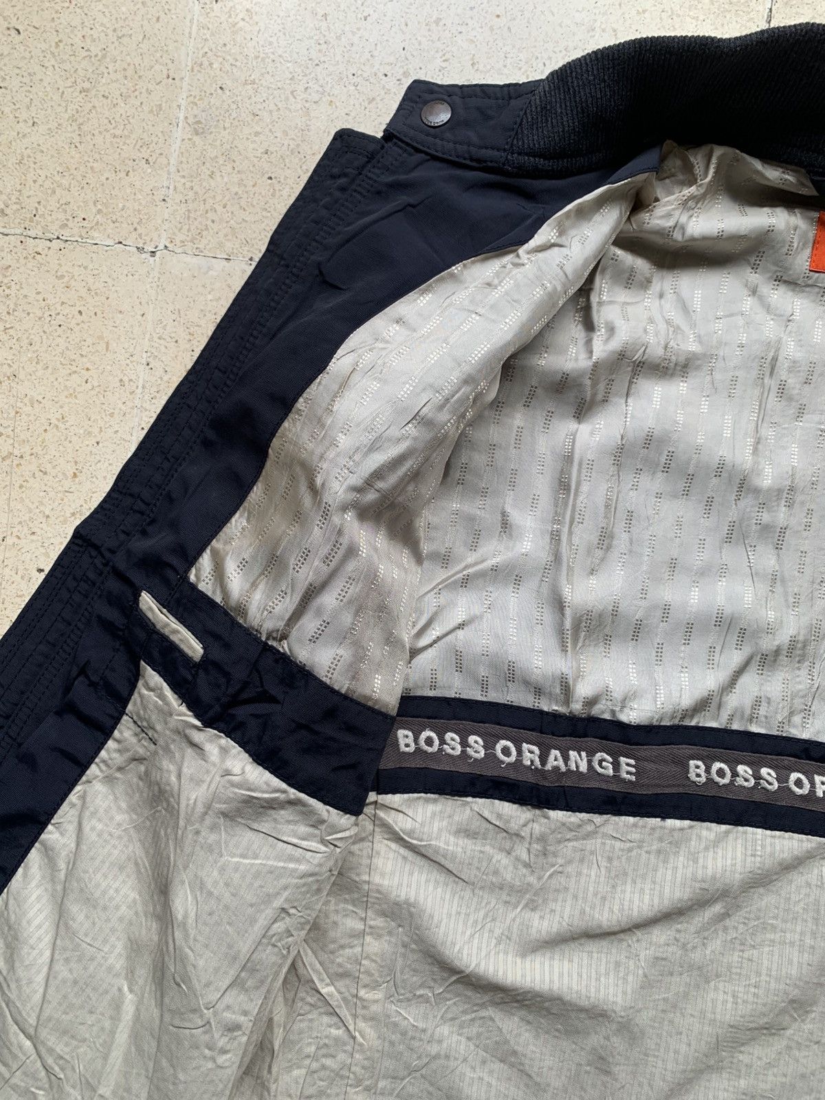 Hugo Boss Hugo boss neck strap jacket Size US L / EU 52-54 / 3 - 6 Thumbnail