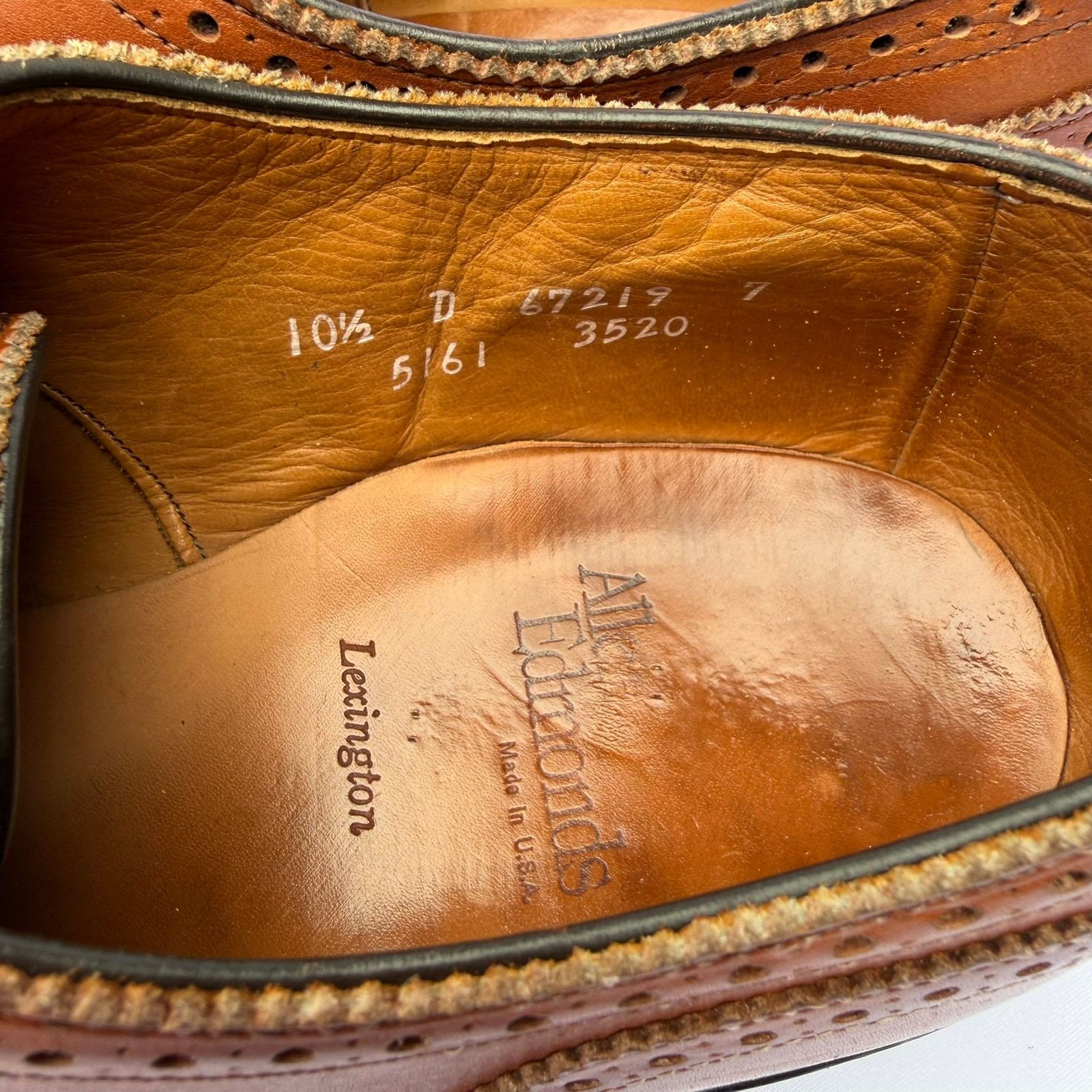 Allen Edmonds Allen Edmonds Lexington Cap Toe Oxford 10.5D Dress Shoes Size US 10.5 / EU 43-44 - 7 Thumbnail