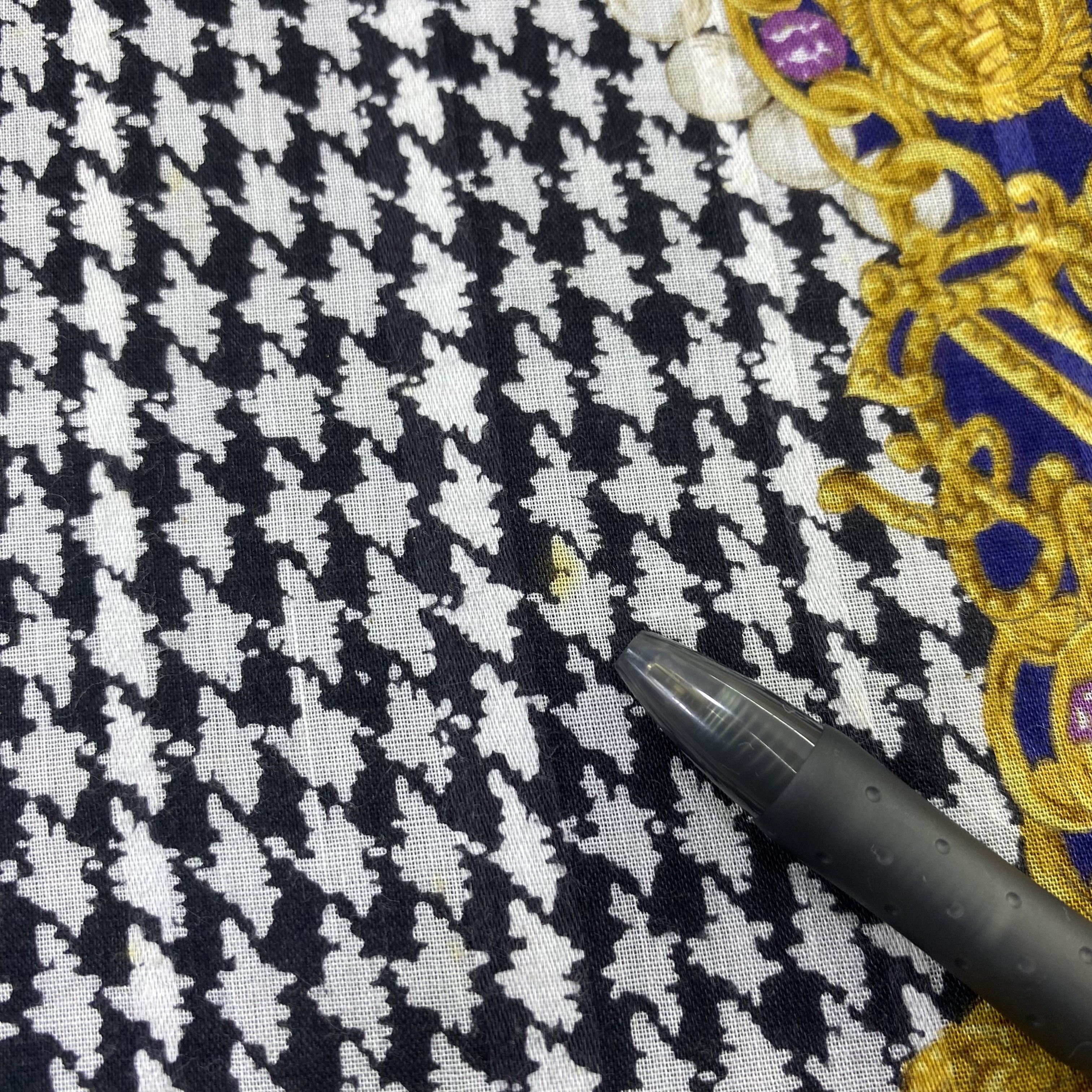 Vintage Christian Dior Handkerchief Neckerchief Bandana-B1858 Size ONE SIZE - 9 Thumbnail