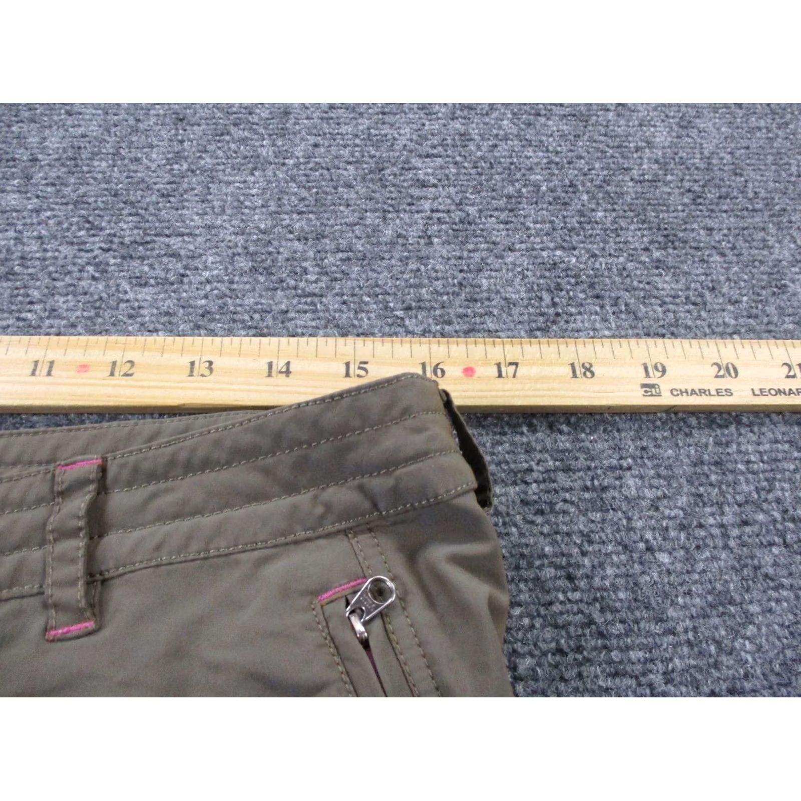 Patagonia Patagonia Pants Womens 8 Brown Nylon Quandary Performance Outdoor Hiking Cargo Straight Leg 8 Brown Womens Pants Size 30" / US 8 / IT 44 - 6 Thumbnail