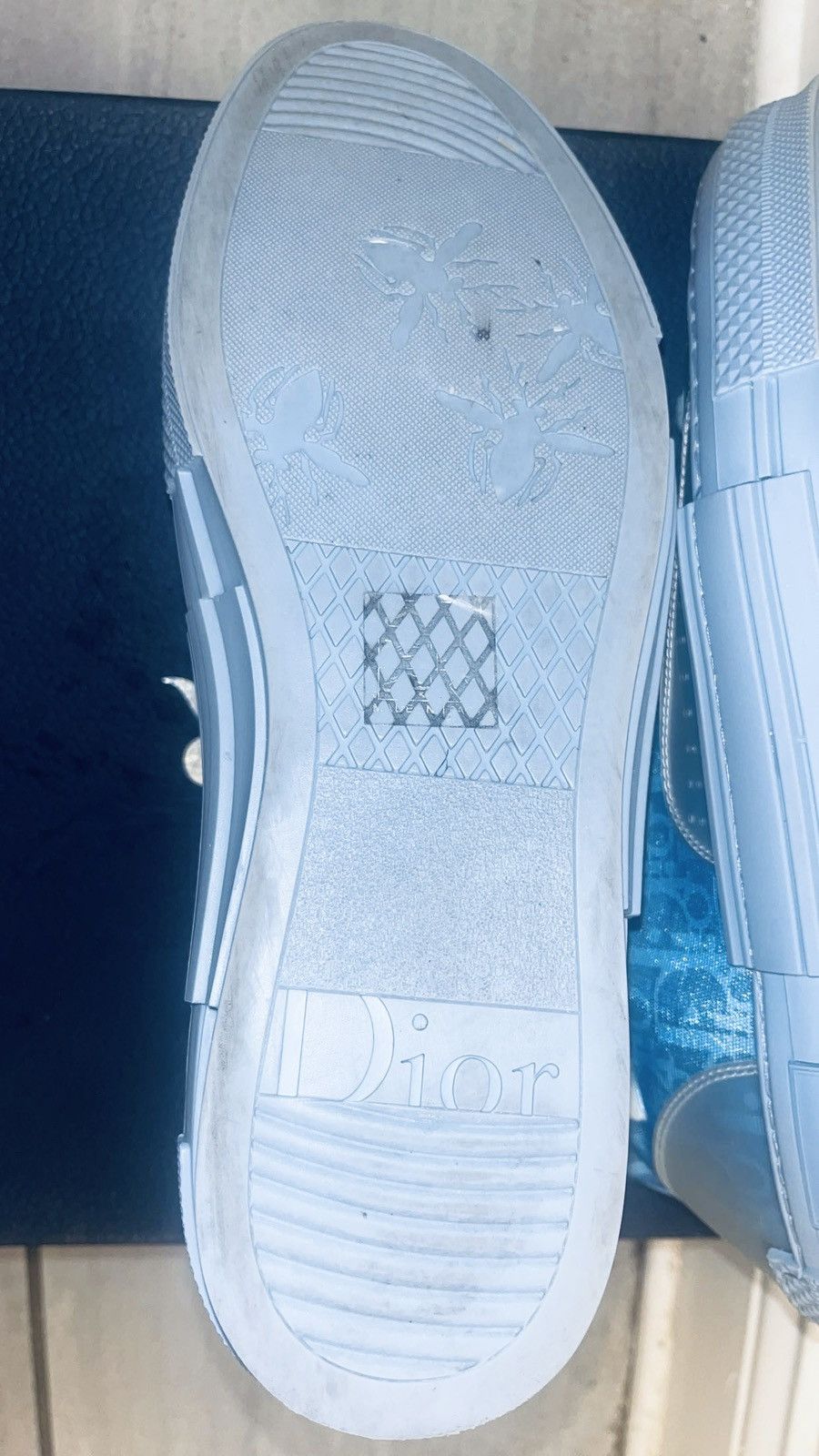 Daniel Arsham × Dior Dior b23 Daniel Arsham blue oblique sneaker Size US 11 / EU 44 - 19 Thumbnail