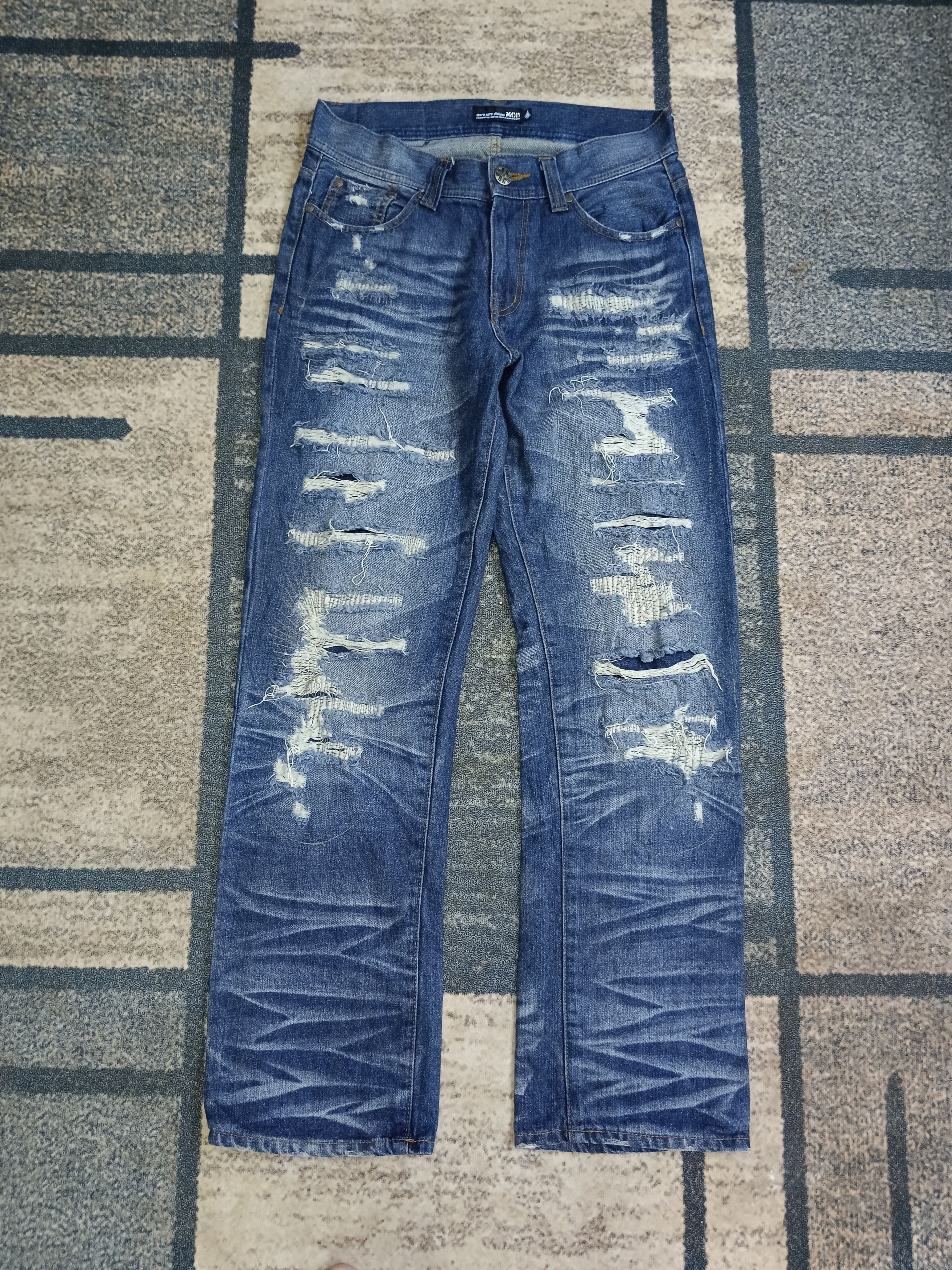 Japanese Brand M.C.D ART&CRAFT DISTRESSED DENIM PANTS Size US 32 / EU 48 - 1 Thumbnail