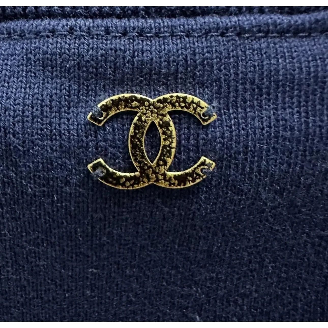 Chanel Chanel Navy Blue Grecian CC Print Cotton T-Shirt Sz.S Size S / US 4 / IT 40 - 4 Thumbnail