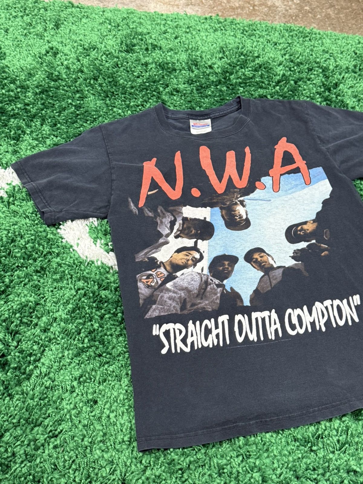 Vintage Vintage NWA N.W.A Straight Out of Compton Hanes Heavyweight Size US S / EU 44-46 / 1 - 2 Thumbnail