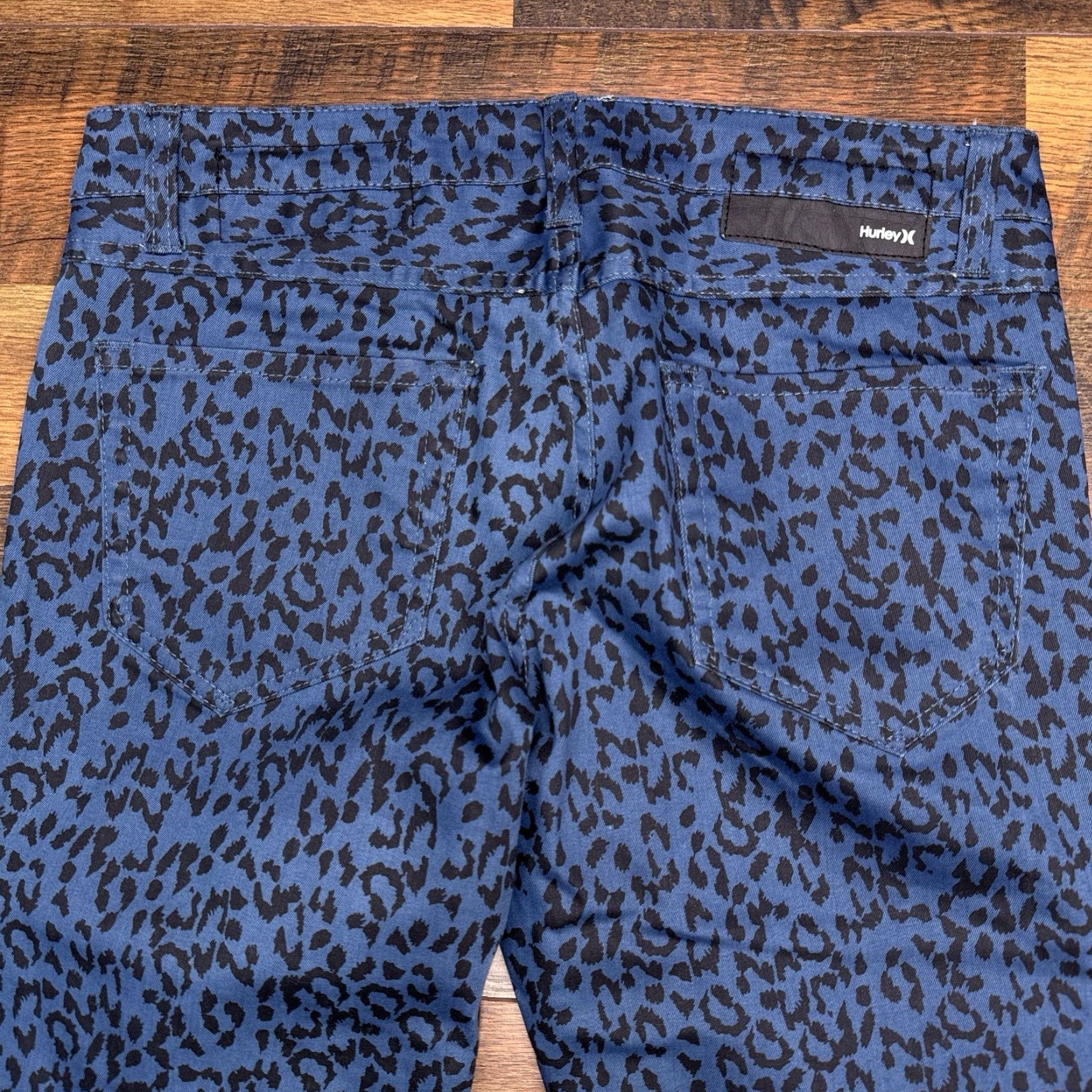 Hurley Hurley Skinny Jeans Womens 27 Teal Green Leopard Coated Low Rise Stretch New Size 27" / US 4 / IT 40 - 6 Thumbnail