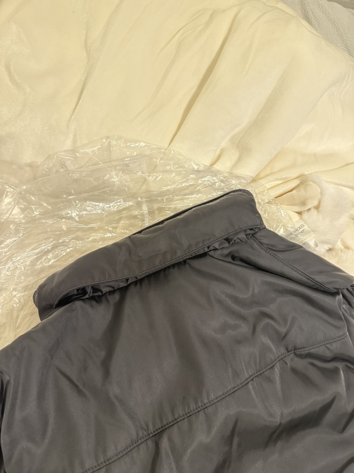 Prada Padded Nylon Gabardine Vest Size US L / EU 52-54 / 3 - 15 Thumbnail