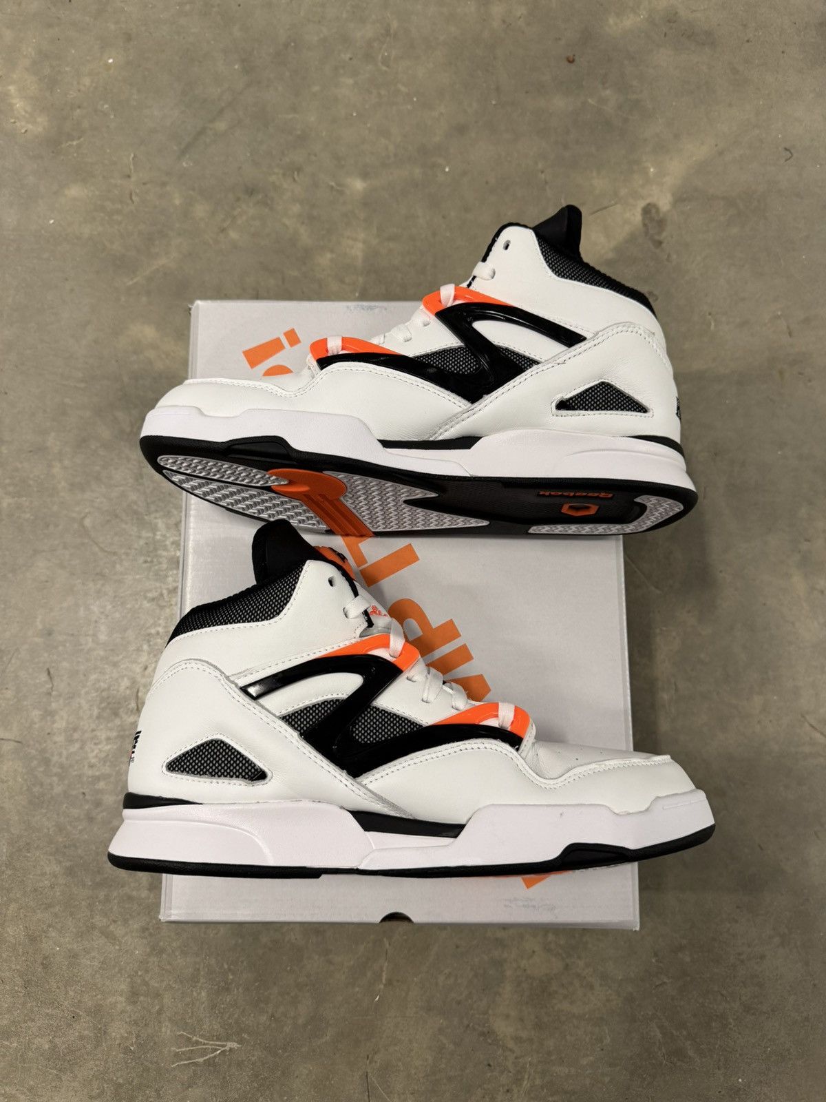 Reebok Reebok Pump Omni Zone II White Size 10.5 Size US 10.5 / EU 43-44 - 3 Thumbnail