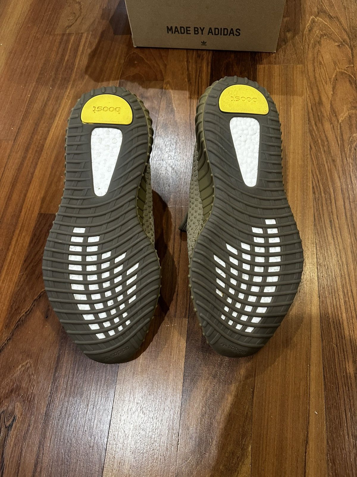 Adidas × Yeezy Yeezy earth 350 Size US 12 / EU 45 - 5 Thumbnail