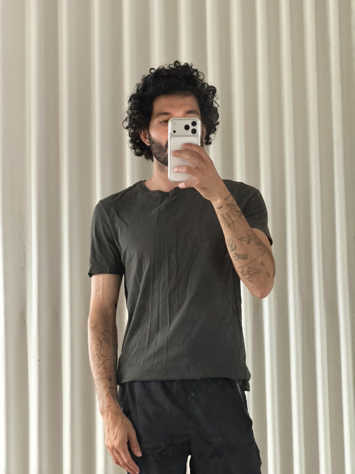 Cos COS Minimal Dark Green Tee (Size M) Size US M / EU 48-50 / 2 - 1 Thumbnail