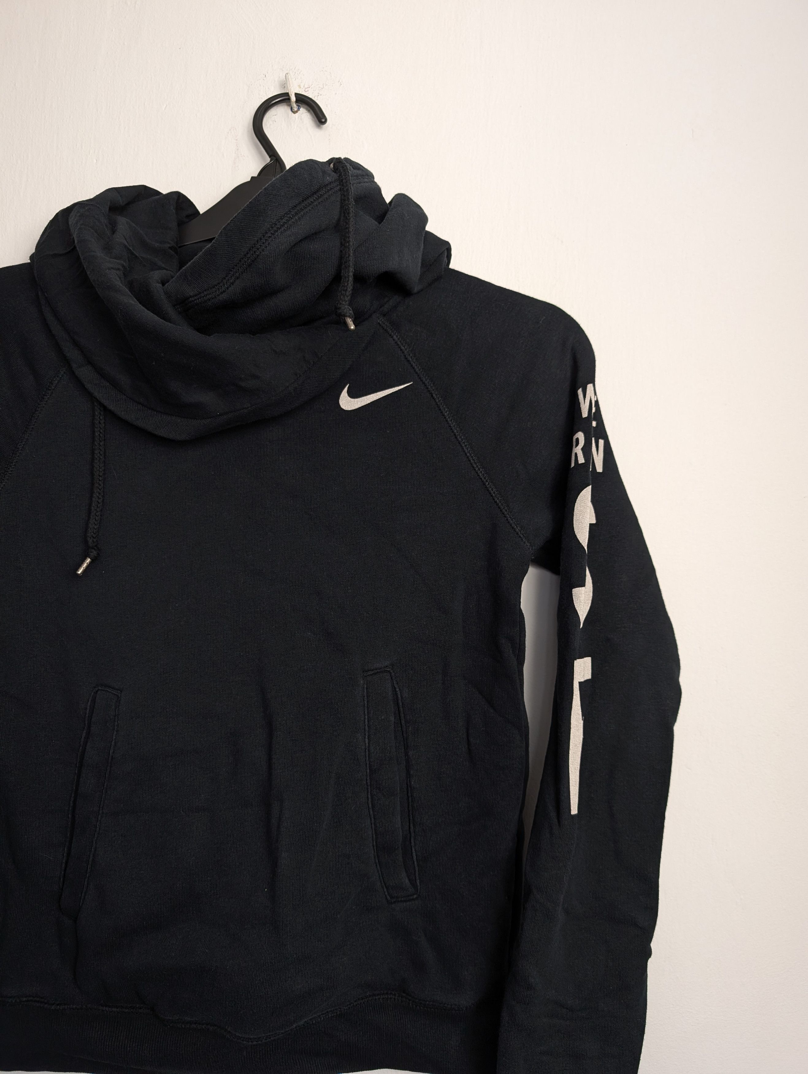 Nike Nike Running Women's Half Marathon Hoodie Black Sporty Y2K Size XS / US 0-2 / IT 36-38 - 2 Thumbnail
