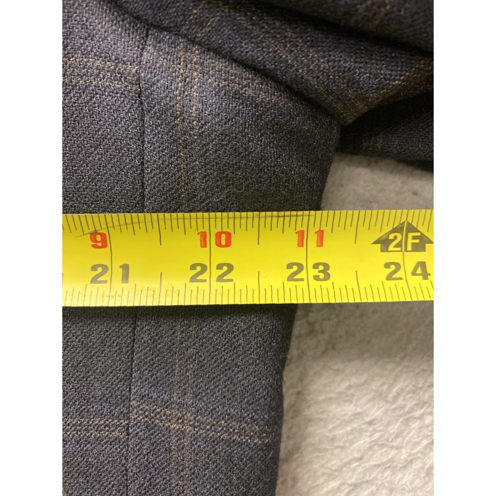 Faconnable Façonnable Windowpane Plaid Sport Coat Blazer 46R Wool Dark Gray /97-81 FACONNABLE Windowpane Plaid Sport Coat Blazer 46R Wool Gray Dark 97-81 Size 46R - 4 Thumbnail