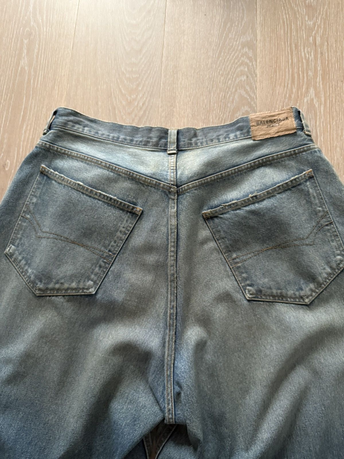 Balenciaga AW22 Balenciaga 360° Waxed Baggy Pants Size US 36 / EU 52 - 7 Thumbnail