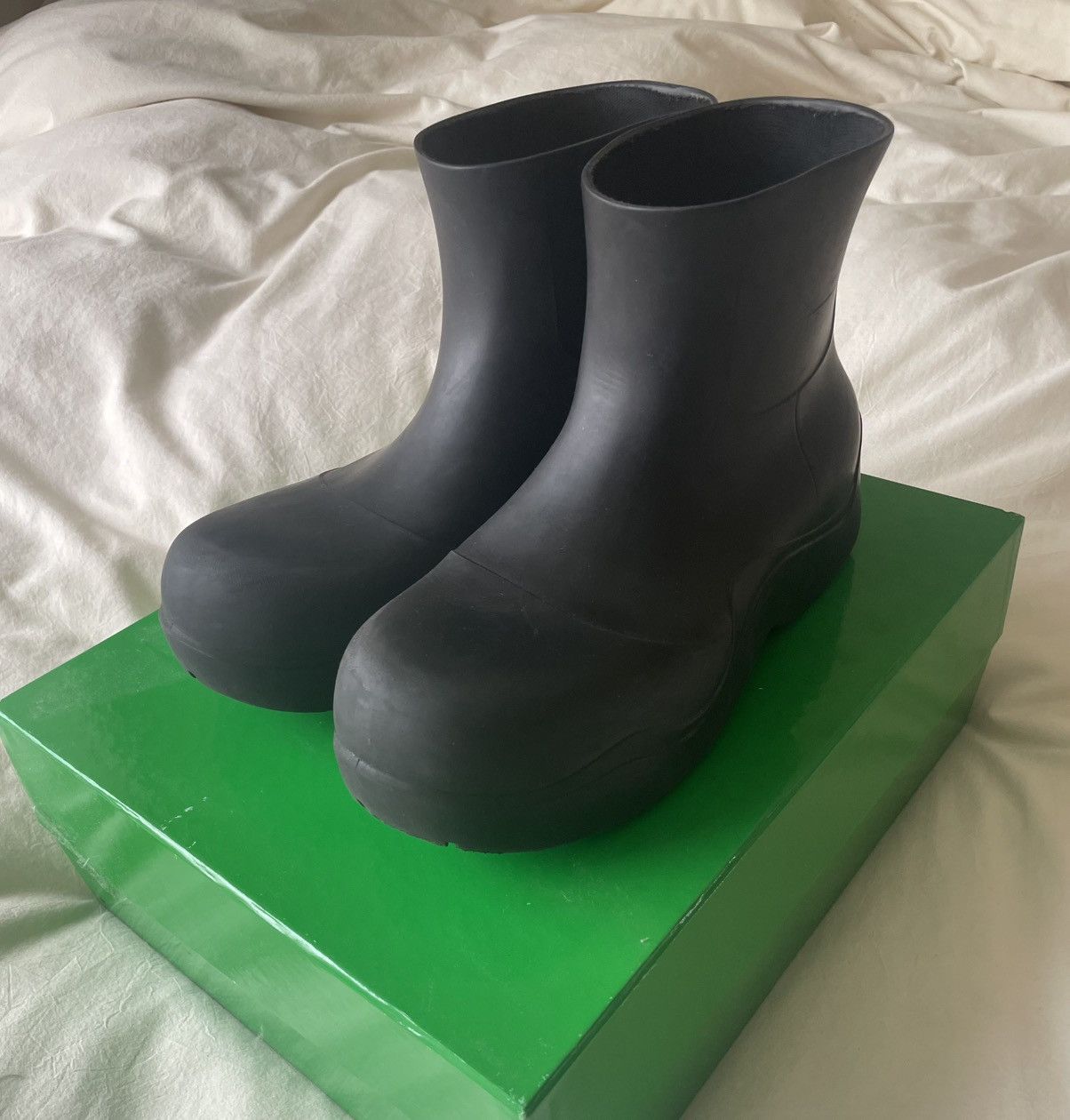 Bottega Veneta Bottega Veneta Puddle Boots Size US 8.5 / EU 41-42 - 1 Thumbnail