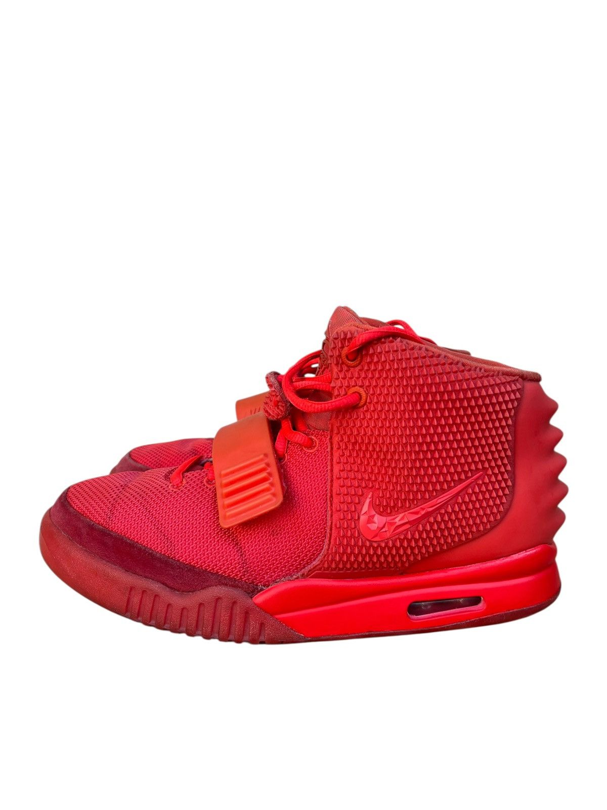 Kanye West × Nike Nike Yeezy red Octobers Size US 9.5 / EU 42-43 - 2 Thumbnail