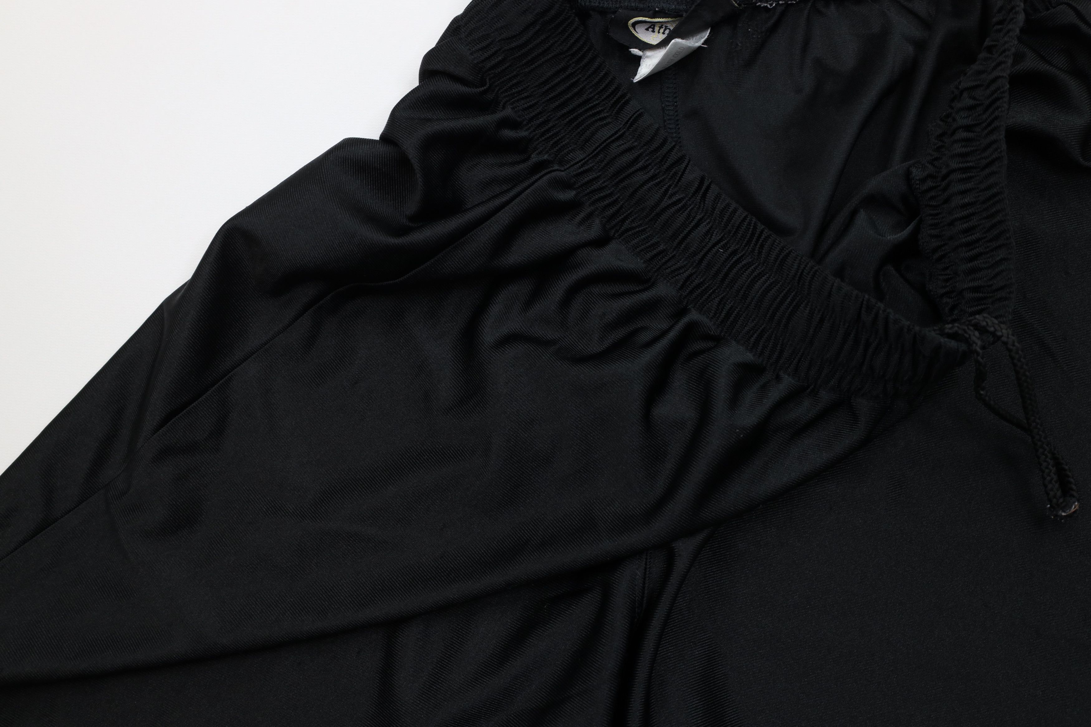 Vintage Vintage 90s Y2K Streetwear Above Knee Silky Shorts Black Size US 34 / EU 50 - 5 Thumbnail