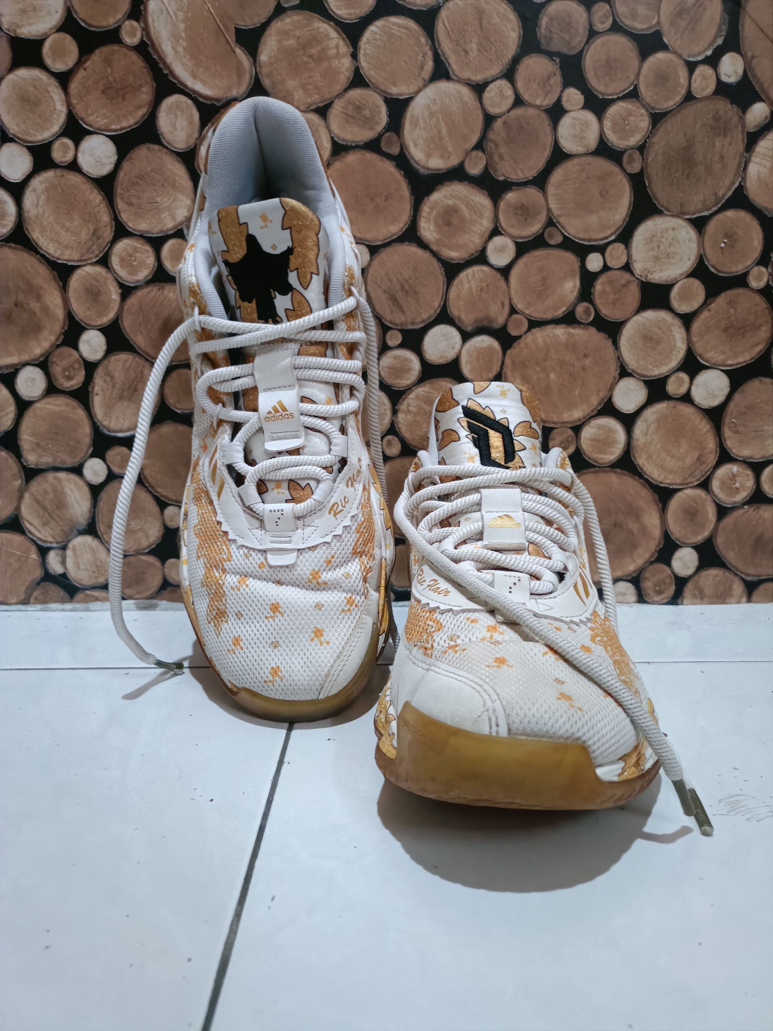 Adidas Adidas Ric flair dame7 gold metallic sneakers Size US 12.5 / EU 45-46 - 1 Thumbnail