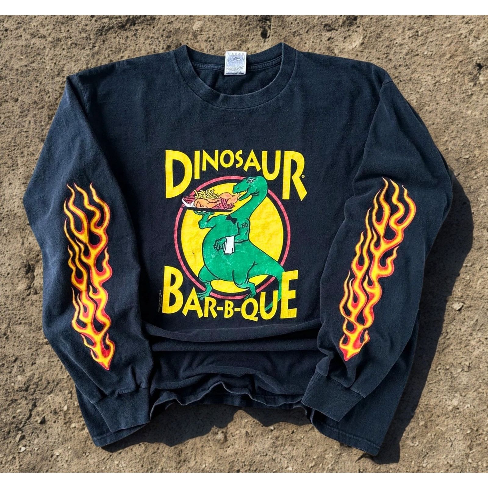 Fruit Of The Loom Dinosaur Bar-B-Que Flame Long Sleeve Shirt Sz. M Syracuse NY Size US M / EU 48-50 / 2 - 2 Thumbnail