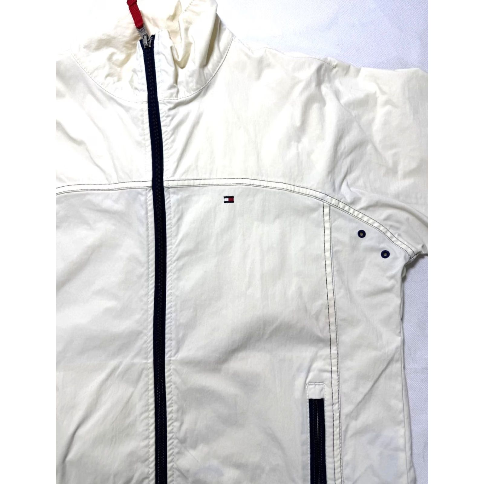 Tommy Hilfiger Tommy Hilfiger Men'S Lightweight Active Water Resistant Hooded Rain Jacket - S (White) Size US S / EU 44-46 / 1 - 7 Thumbnail