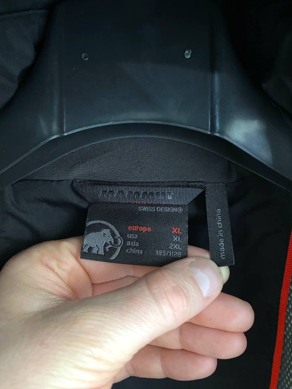 Mammut Mammut GORE-TEX Men's Black Waterproof Hooded Jacket Size XL Size US XL / EU 56 / 4 - 14 Thumbnail