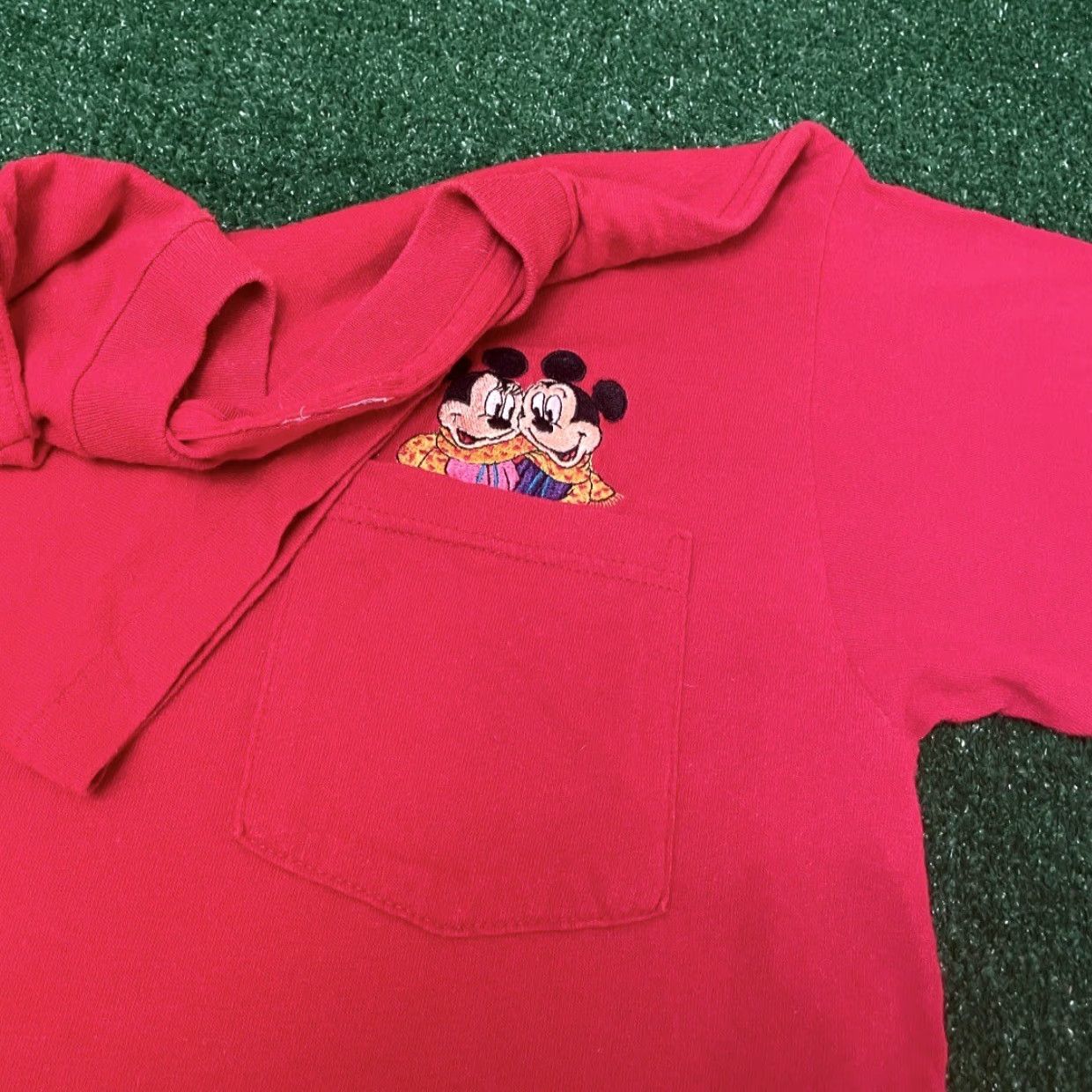 Disney VINTAGE Disney Mickey Minnie Mouse Embroidered VTG Pocket Tee Shirt M Size US M / EU 48-50 / 2 - 2 Thumbnail