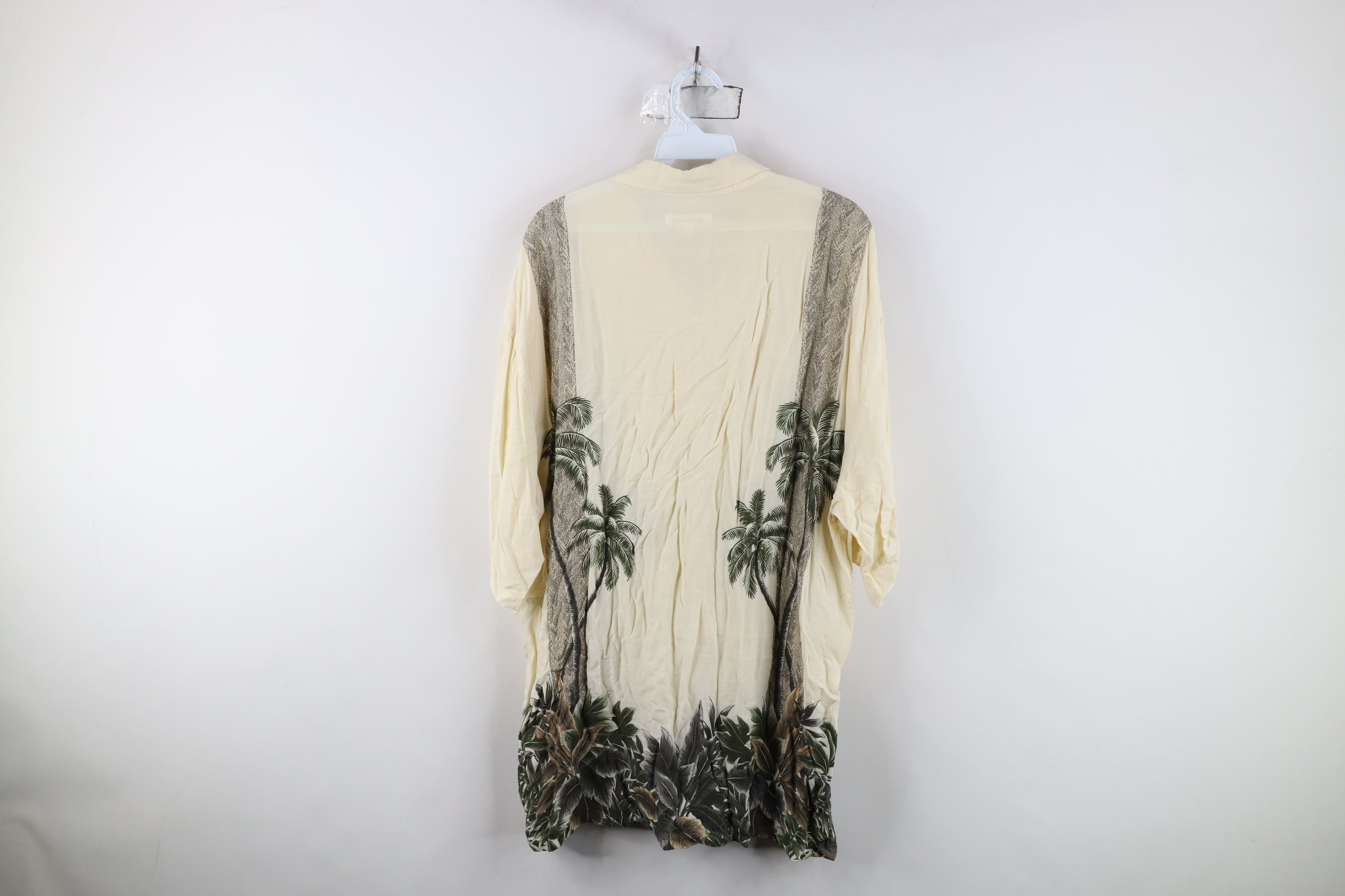Vintage Vintage 90s Streetwear Rayon Gabardine Hawaiian Button Shirt Size US L / EU 52-54 / 3 - 11 Thumbnail