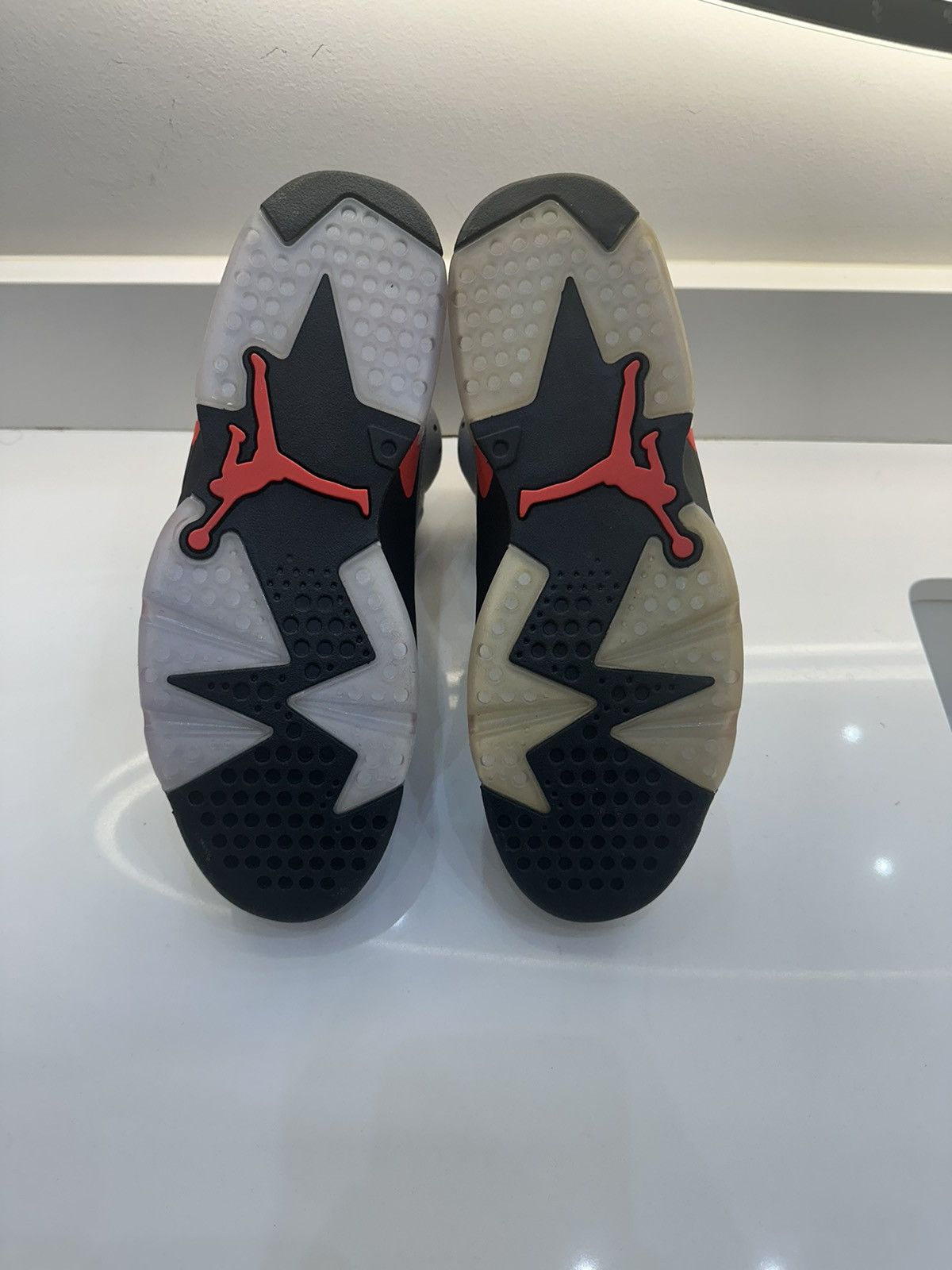 Jordan Brand Jordan 6 Retro Reflections of a Champion Size US 10 / EU 43 - 4 Thumbnail