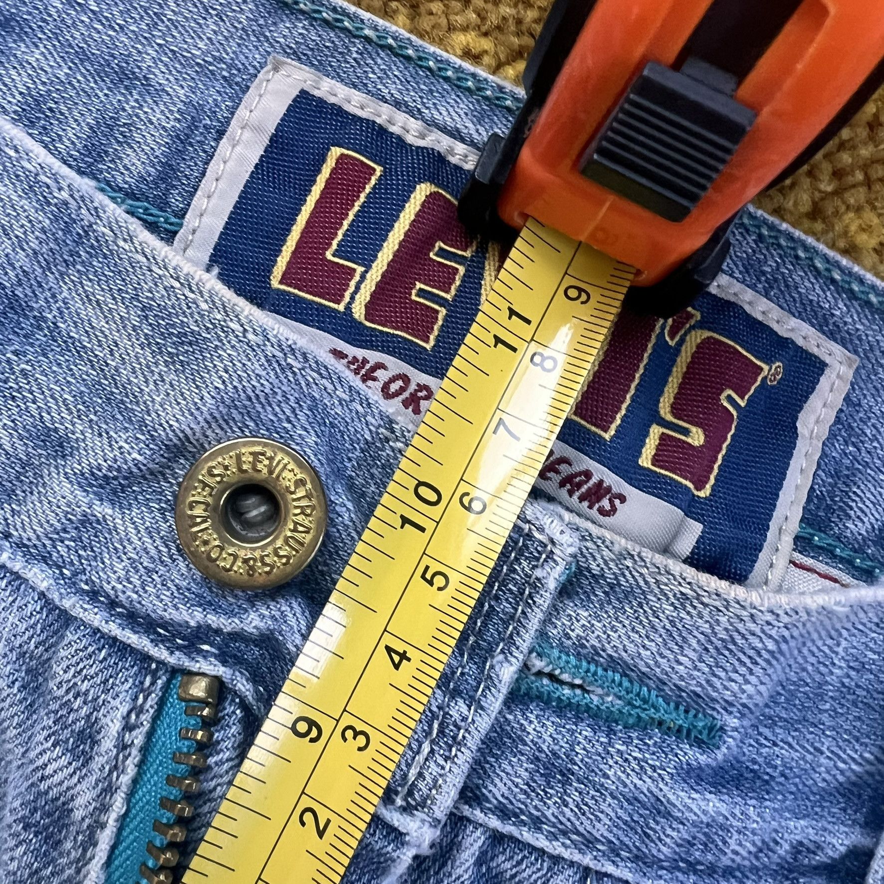 Levi's Vintage Clothing Levi's 514 perfectly distressed teal stitch jeans Size US 32 / EU 48 - 7 Thumbnail