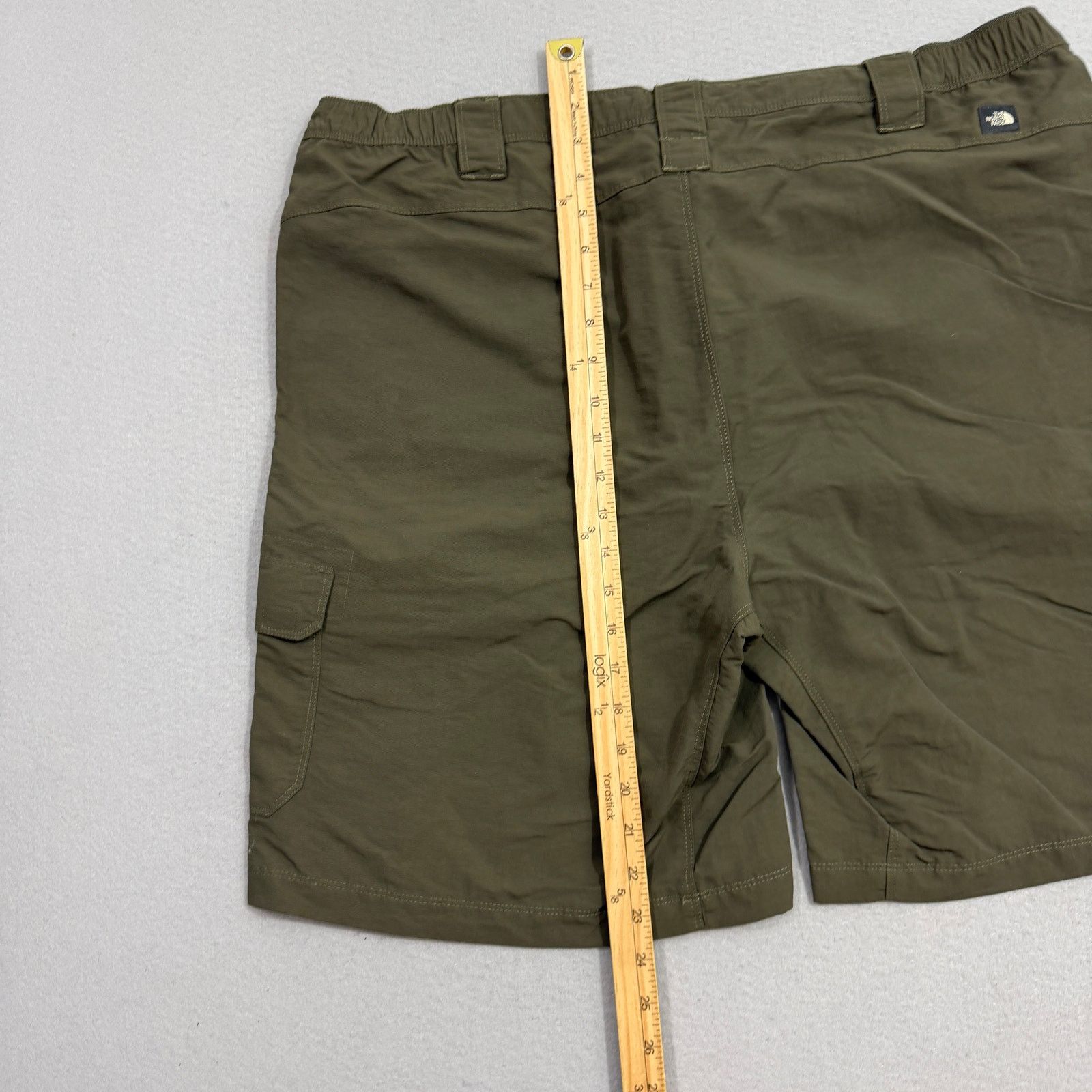 The North Face The North Face Nylon Hiking Cargo Shorts Men's Extra Large Size US 40 / EU 56 - 9 Thumbnail
