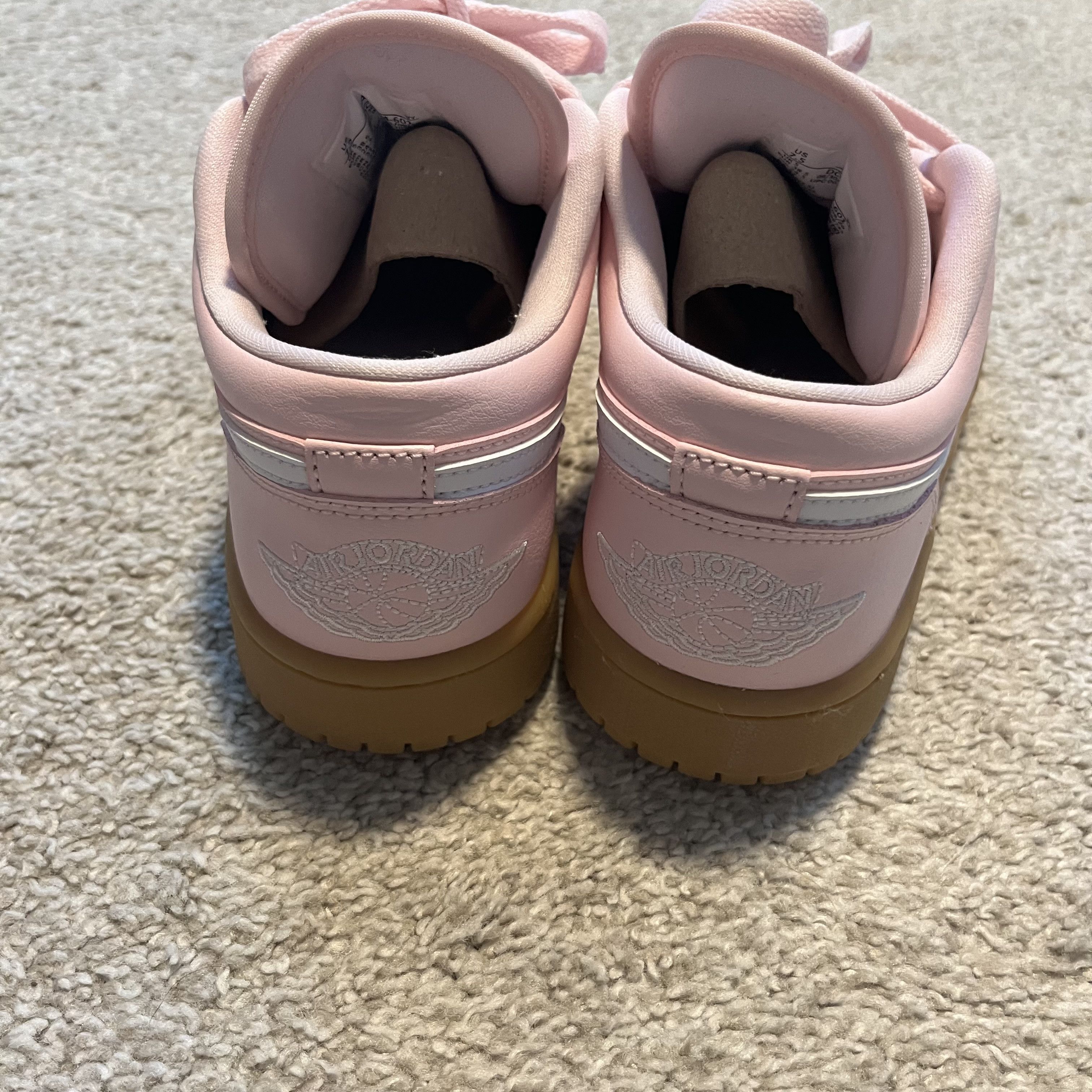 Jordan Brand Nike Jordan 1 Low Women's Arctic Pink Gum Size US 7.5 / IT 37.5 - 3 Thumbnail