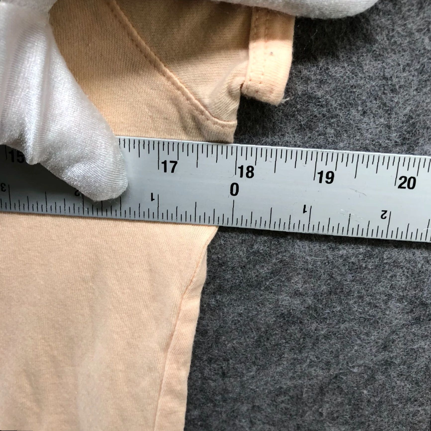 J.Crew VINTAGE? No. J. Crew Broken In Green Spaced T Shirt Womens S Short Sleeve Peach Crewneck Crop Size S / US 4 / IT 40 - 5 Thumbnail