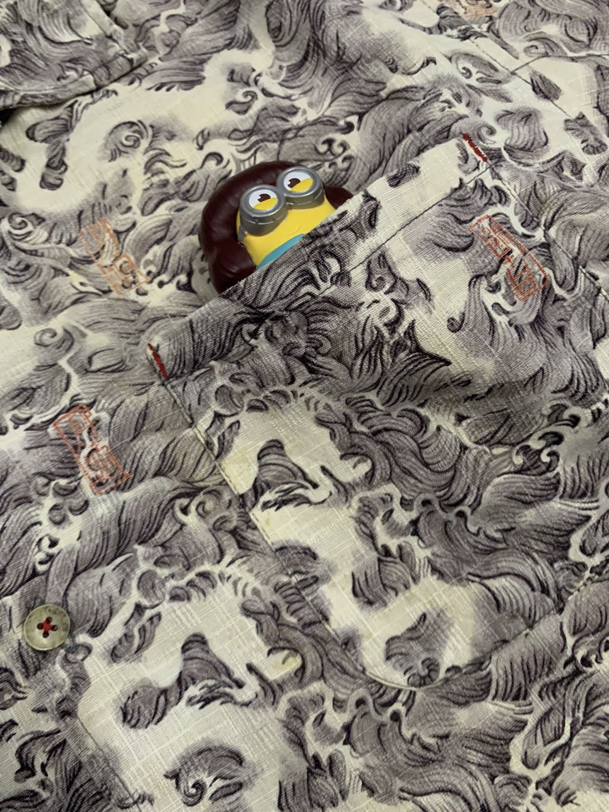 Yohji Yamamoto Vintage Japanese Brand All Over Graphics Dragon Art Shirts Size US L / EU 52-54 / 3 - 7 Thumbnail
