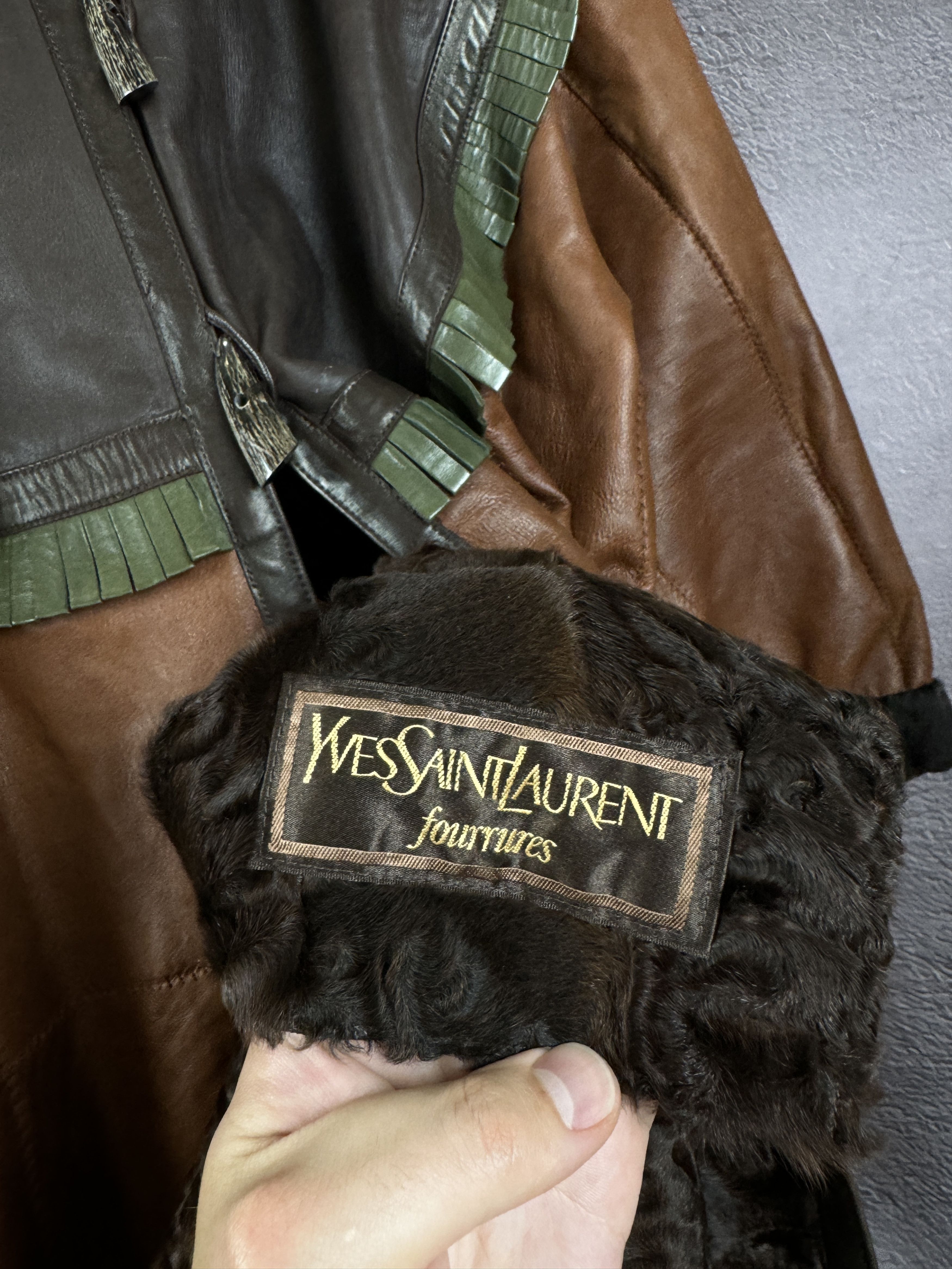 Yves Saint Laurent Yves Saint Laurent fourrures vintage 80s leather fur coat Size M / US 6-8 / IT 42-44 - 16 Thumbnail