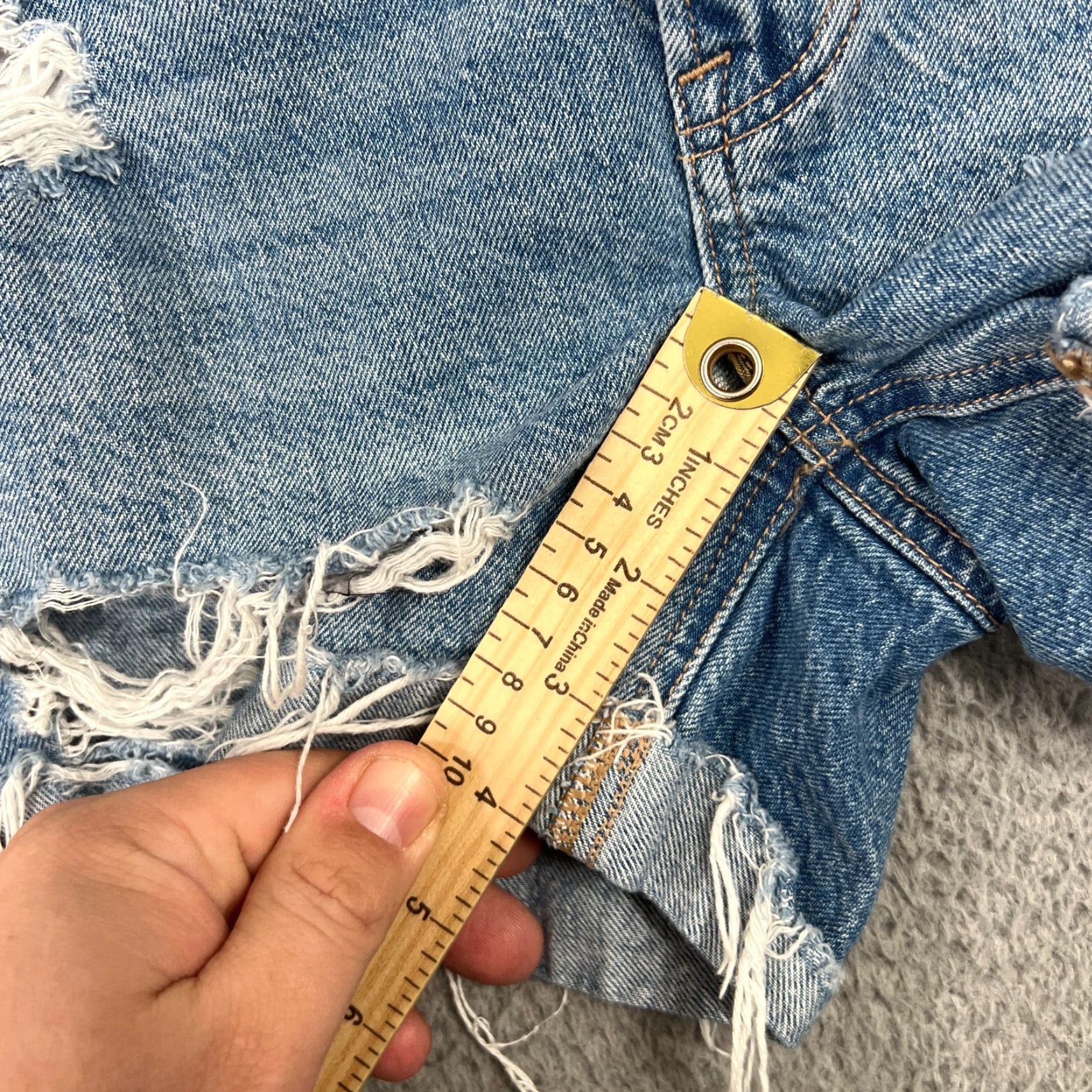 American Eagle Outfitters VINTAGE American Eagle Shorts Womens 2 Tomgirl Mid Rise Cuffed Denim Casual Summer Size 26" / US 2 / IT 38 - 2 Thumbnail