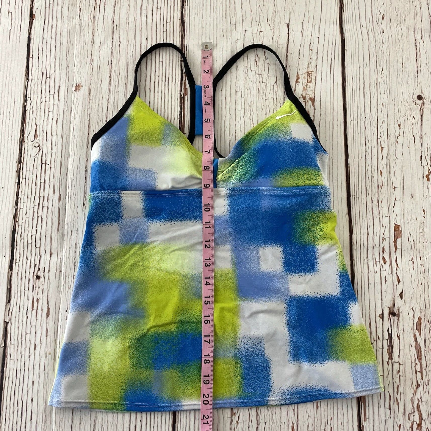 Nike Nike Racer Back Padded Swimsuit Top Women's 8 Blue Green Nike Racer Back Top Womens 8 Blue Green Size M / US 6-8 / IT 42-44 - 3 Thumbnail