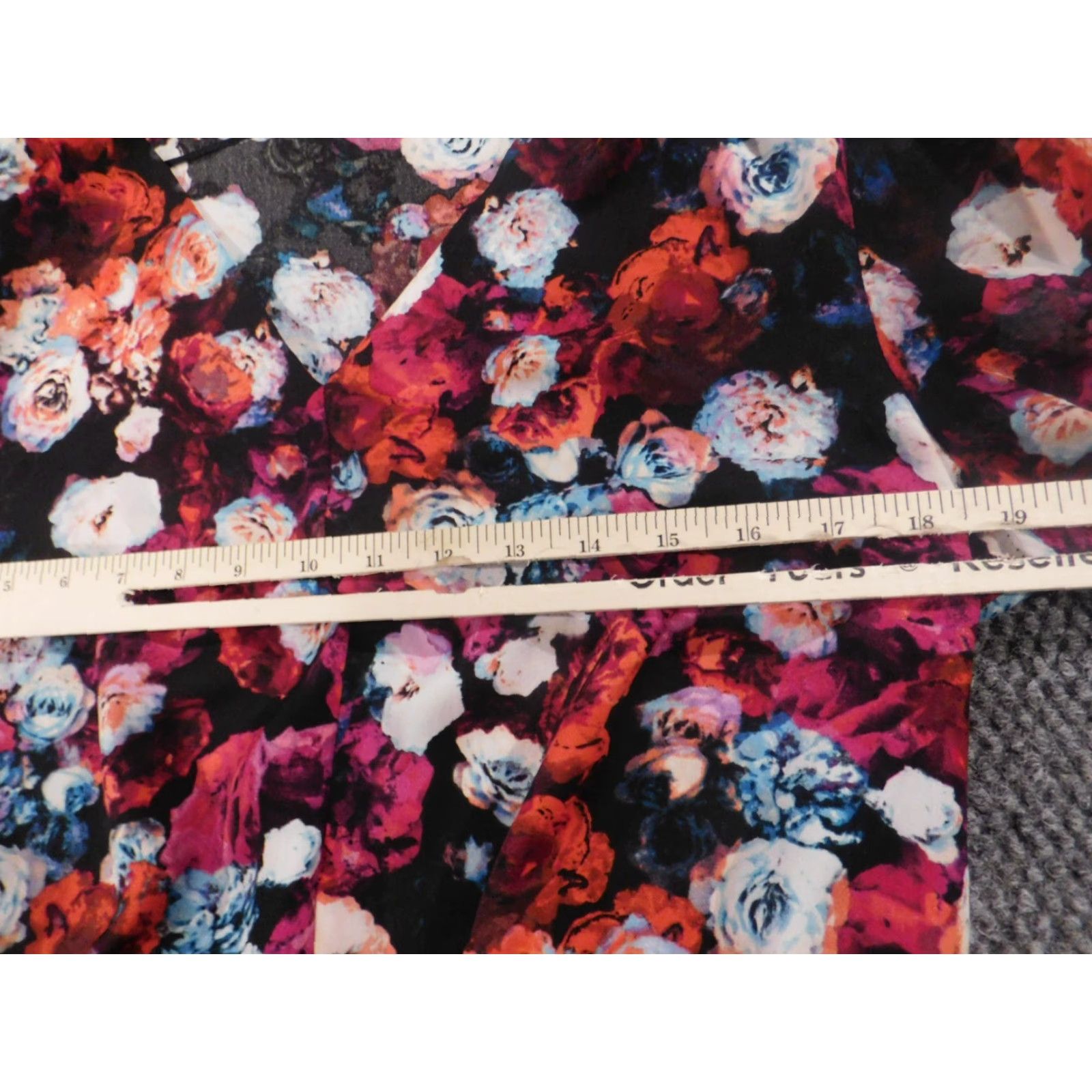 Vintage Attention Blouse Womens L Red Floral Pullover Shirt Classic Crew Neck Long Sleeve Polyester Casual Button Size L / US 10 / IT 46 - 6 Thumbnail