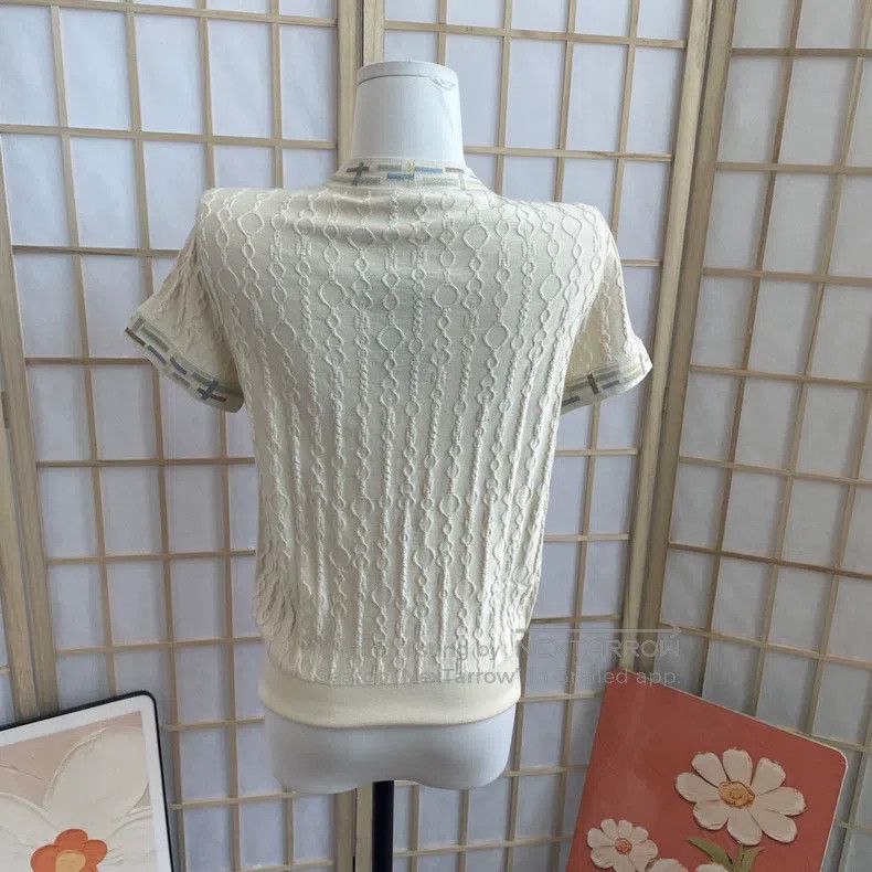 Hermes Hermes White short-sleeve Size XS / US 0-2 / IT 36-38 - 2 Thumbnail
