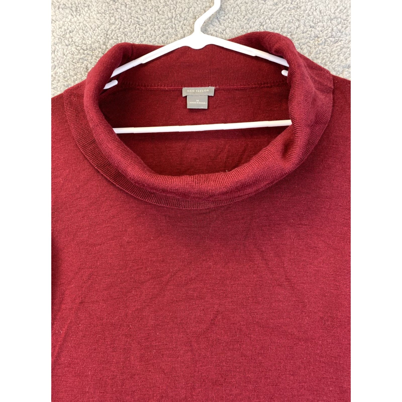 Ann Taylor Ann Taylor Loft Lounge Shirt Women’s M Maroon Cowl Neck Raglan Sleeve Pullover All Seasons Knit Top Size M / US 6-8 / IT 42-44 - 2 Thumbnail