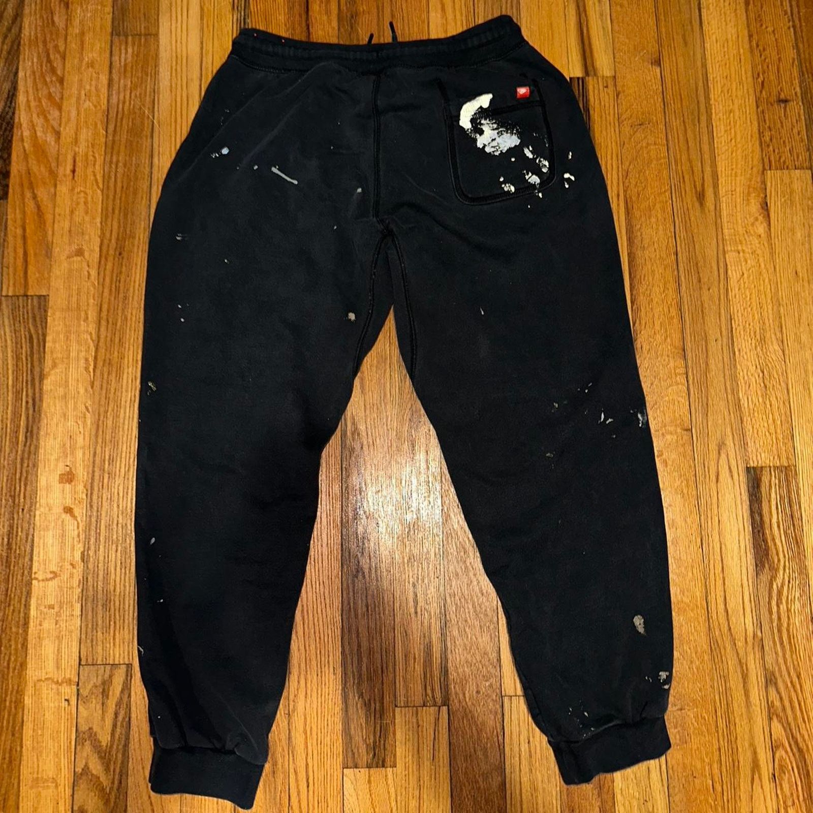 Nike Vintage Nike Sweatpants Paint Splattered size M Size US 30 / EU 46 - 7 Thumbnail