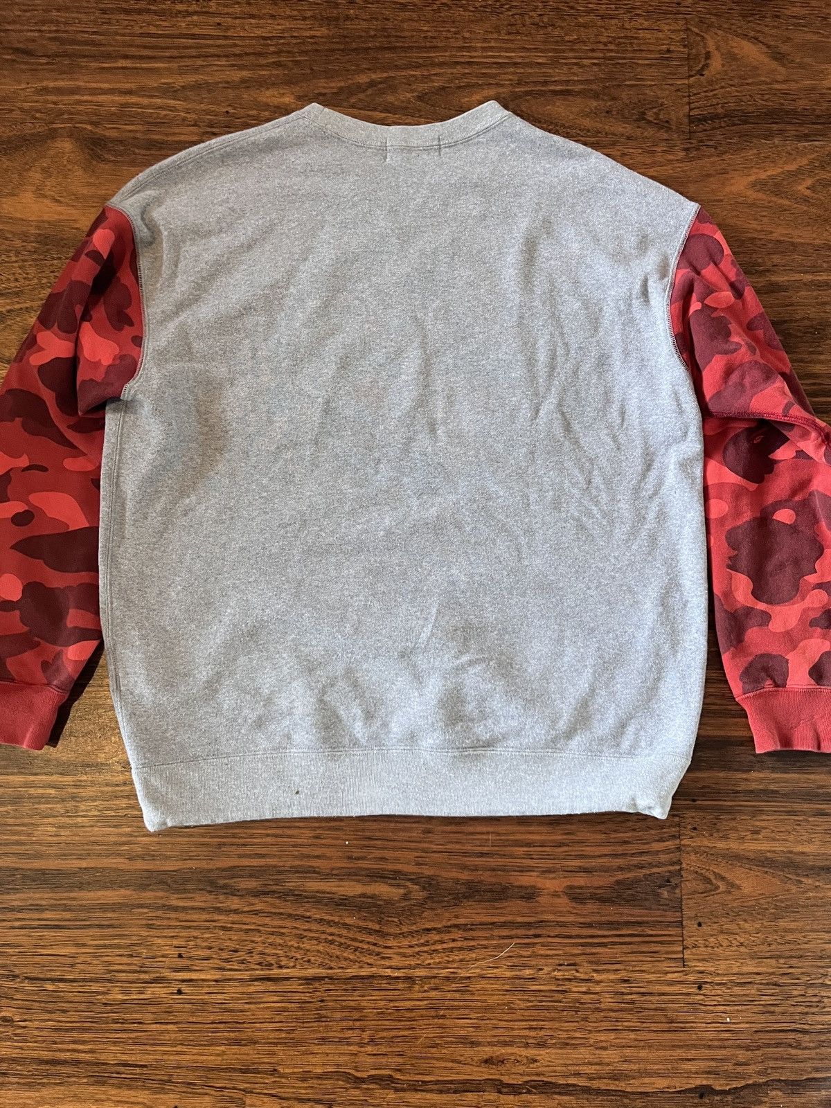 Bape Bape red camo, grey crewneck sweatshirt Size US M / EU 48-50 / 2 - 4 Thumbnail