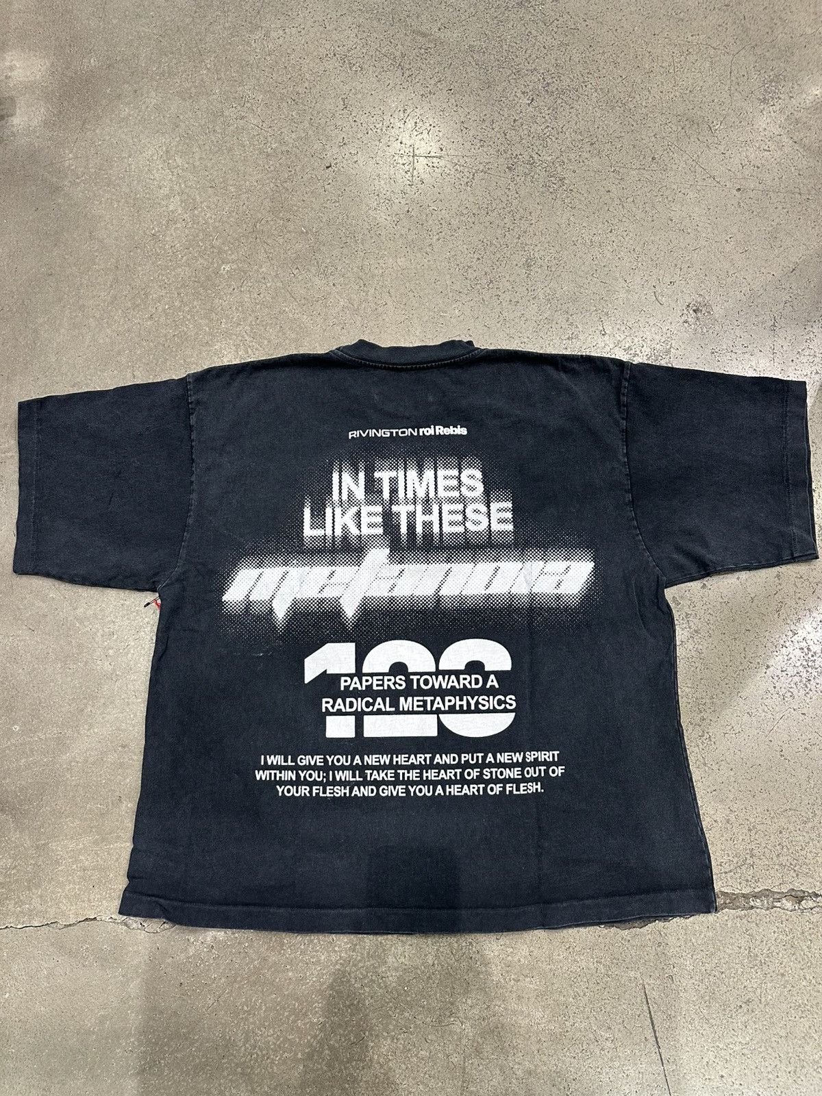 RRR-123 RIVINGTON ROI REBIS - In Times Like These CVA Tee Black/Red Size US L / EU 52-54 / 3 - 2 Thumbnail