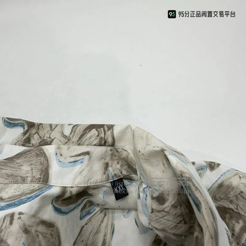Ermenegildo Zegna Zegna Men's Butterfly Print Lapel Short. Size US XXL / EU 58 / 5 - 7 Thumbnail