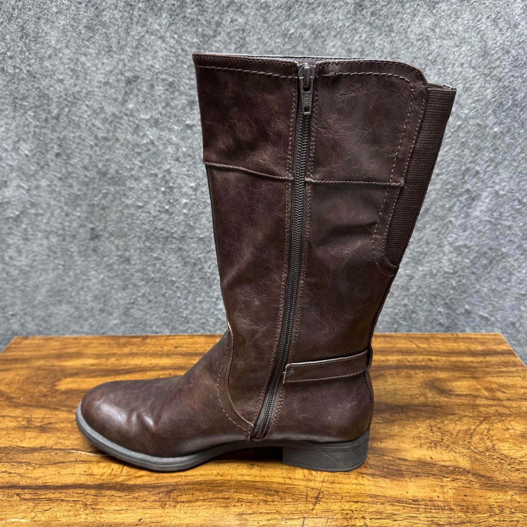 Vintage Wear Ever Boots Womens 8 Brown Knee High Riding Buckle Zip Flat Faux Leather Size US 8 / IT 38 - 5 Thumbnail