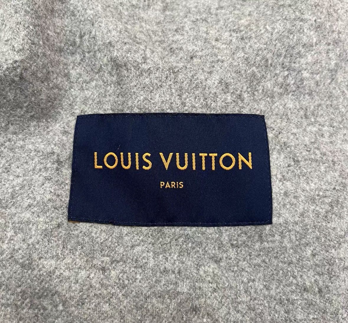 Louis Vuitton Louis Vuitton Gray Quilted Zip Jacket. Size US M / EU 48-50 / 2 - 4 Thumbnail