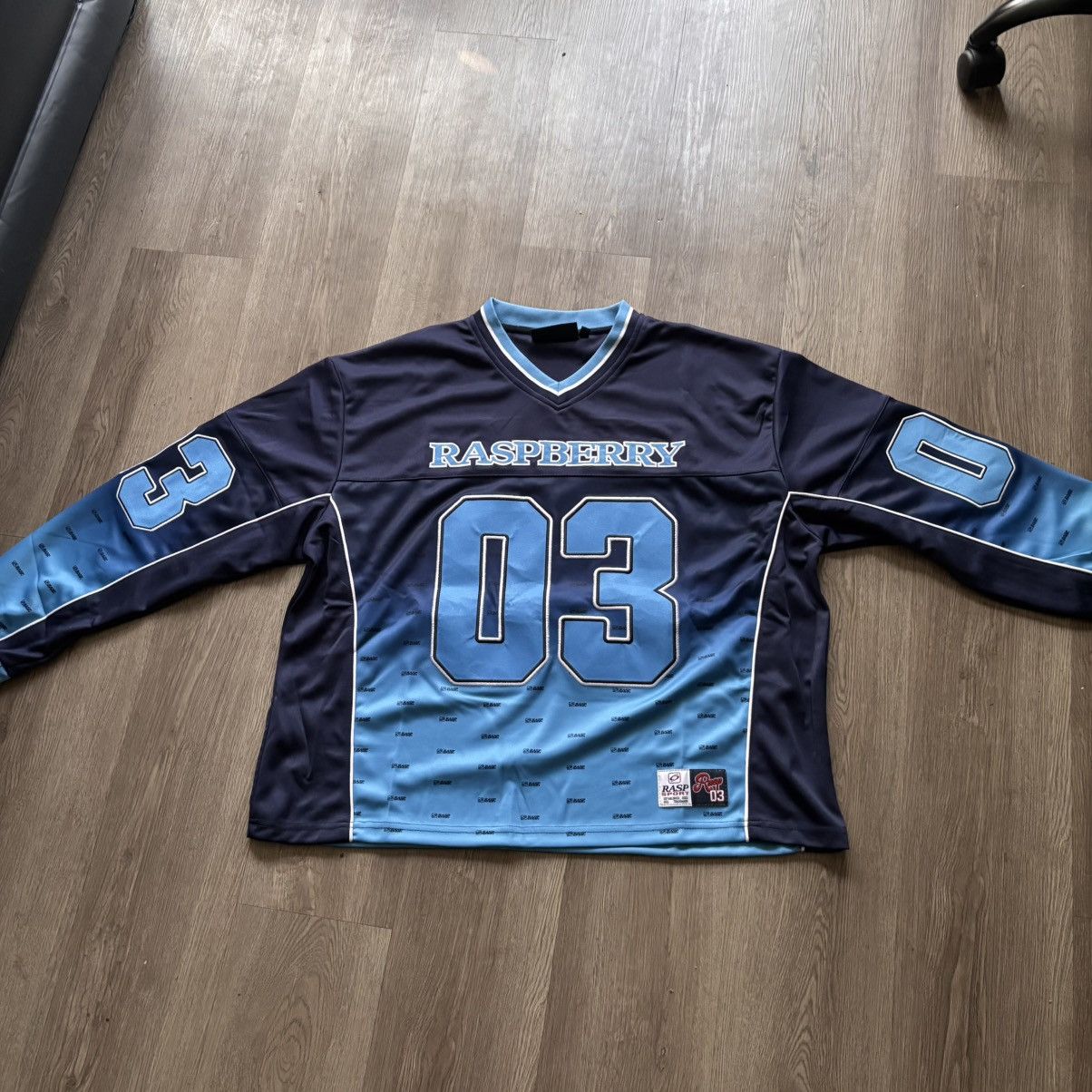 The GV Gallery GV Gallery Long Blue Rasberry Jersey Size US XL / EU 56 / 4 - 2 Thumbnail
