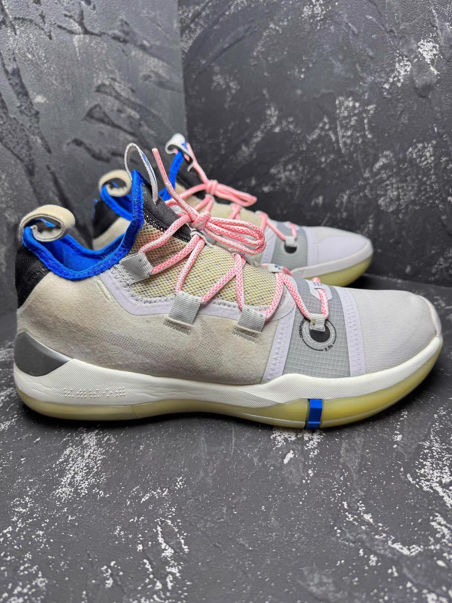 Nike Nike Kobe AD Drew League White & Pink Q10 Size US 9.5 / EU 42-43 - 6 Thumbnail