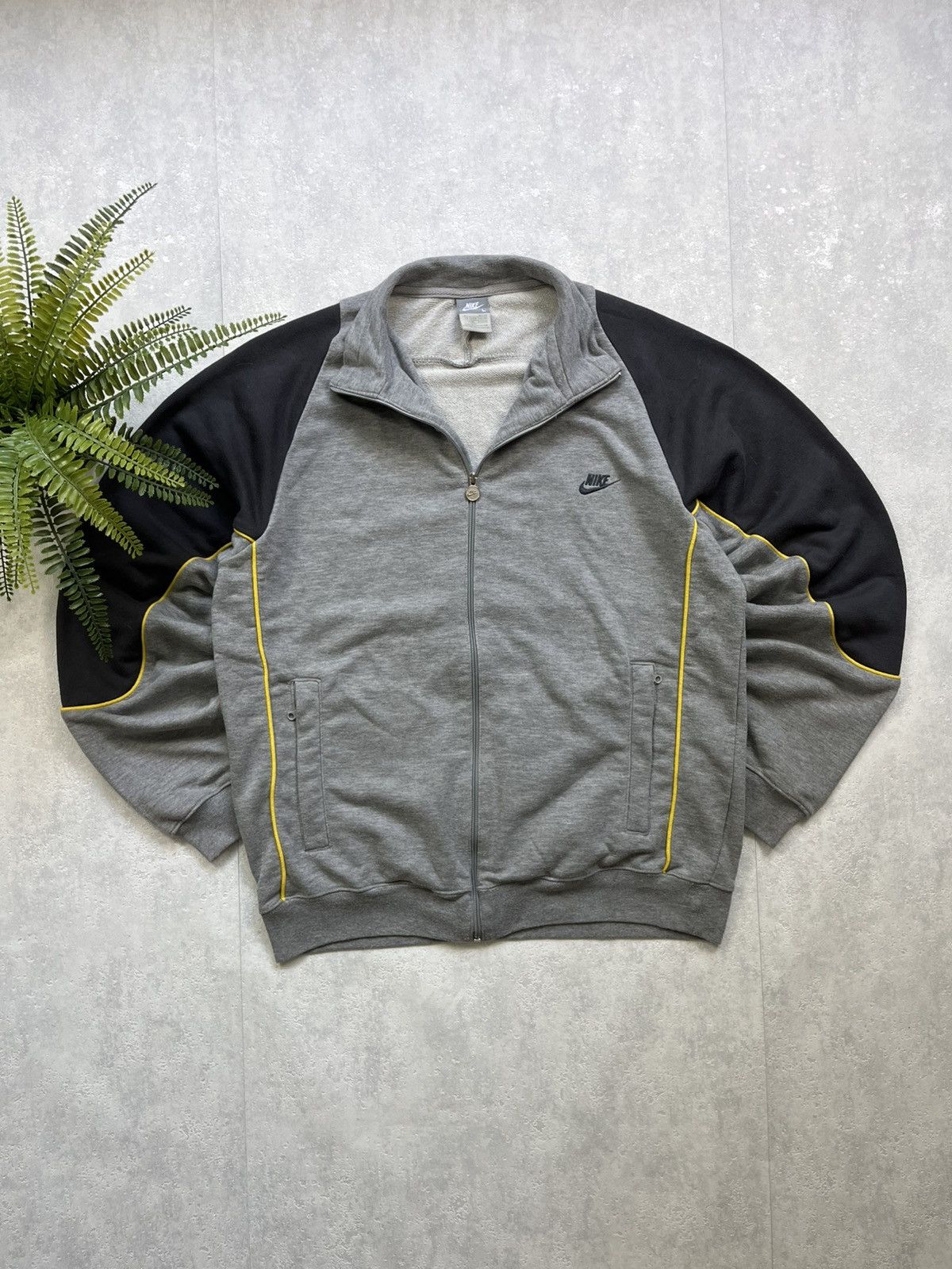 Nike 90’s NIKE RETRO VINTAGE Y2K TRACK JACKET SWOOSH LOGO RARE Size US L / EU 52-54 / 3 - 1 Thumbnail