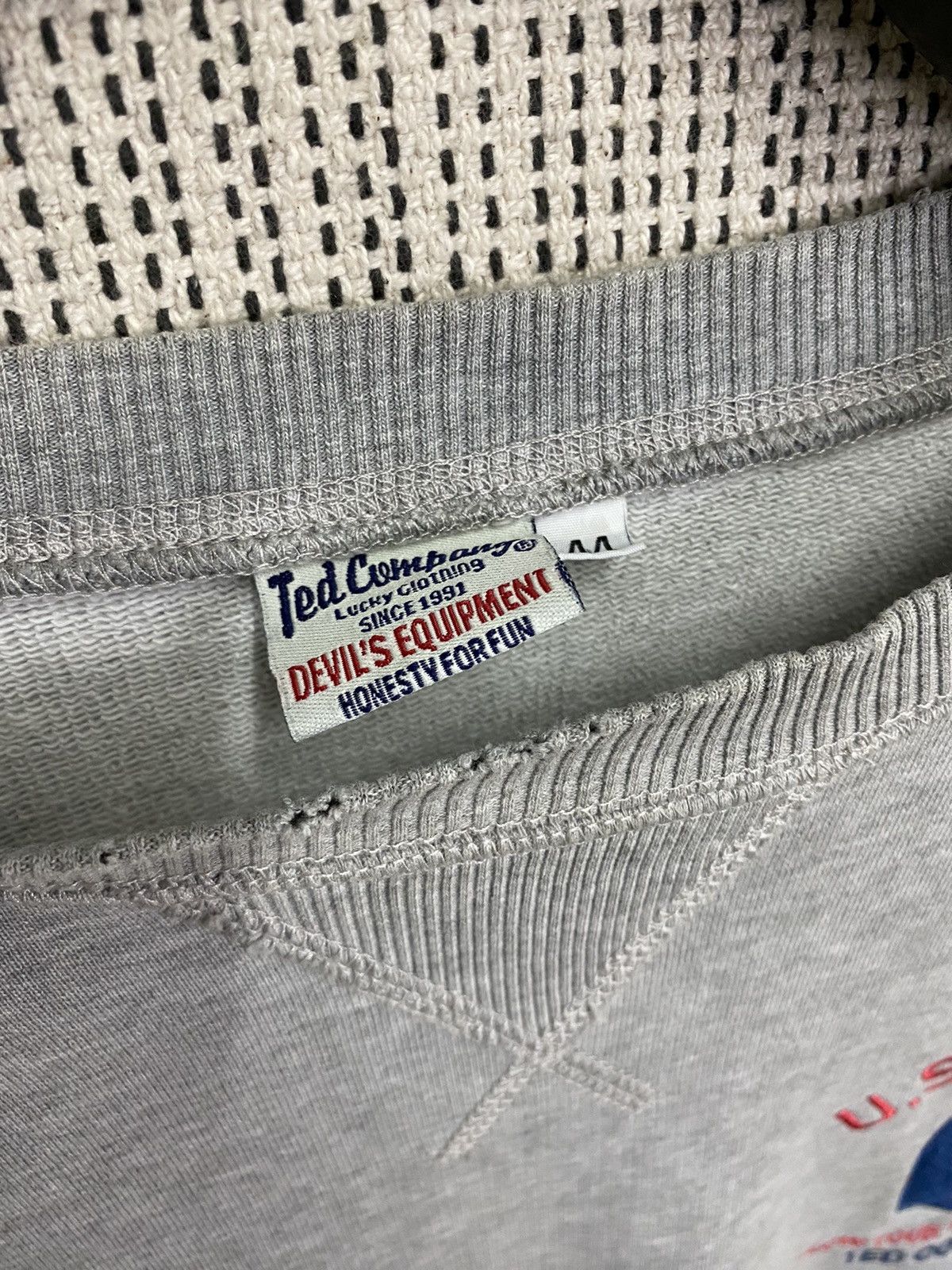 Buzz Rickson's × Tedman × Toyo Enterprises Ted's air apaches by tedman sweatshirt crewneck pullover Size US L / EU 52-54 / 3 - 6 Thumbnail