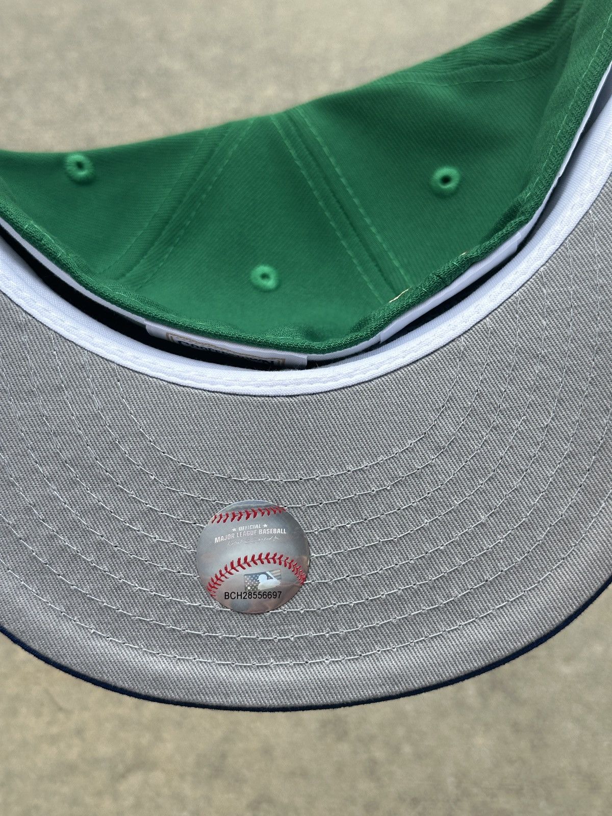MLB × New Era Anaheim Angels Two Tone Fitted Hat 7 1/8 95 North Size ONE SIZE - 3 Thumbnail