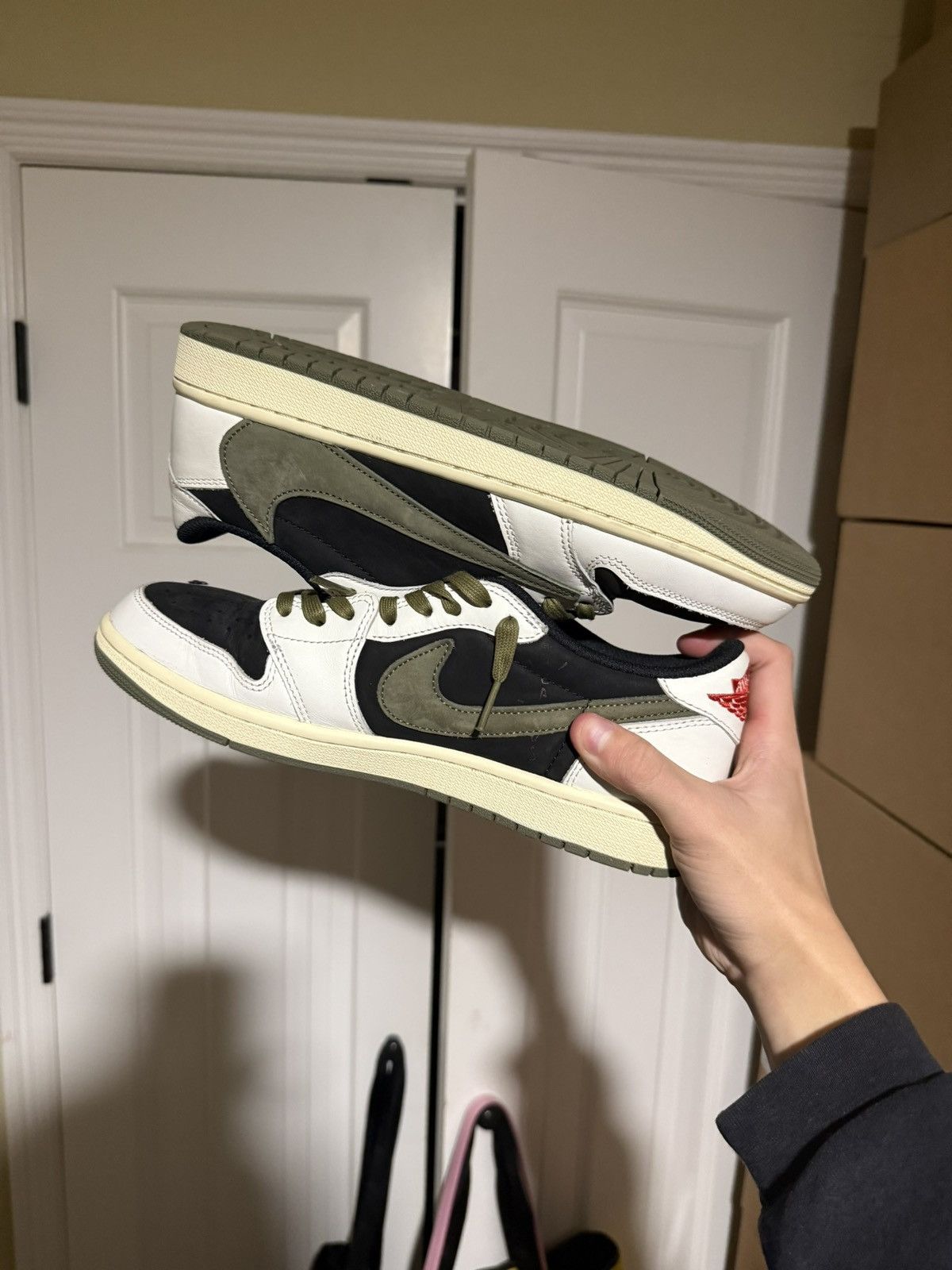 Nike × Travis Scott Jordan 1 Low Travis Scott Olive Size US 10 / EU 43 - 4 Thumbnail